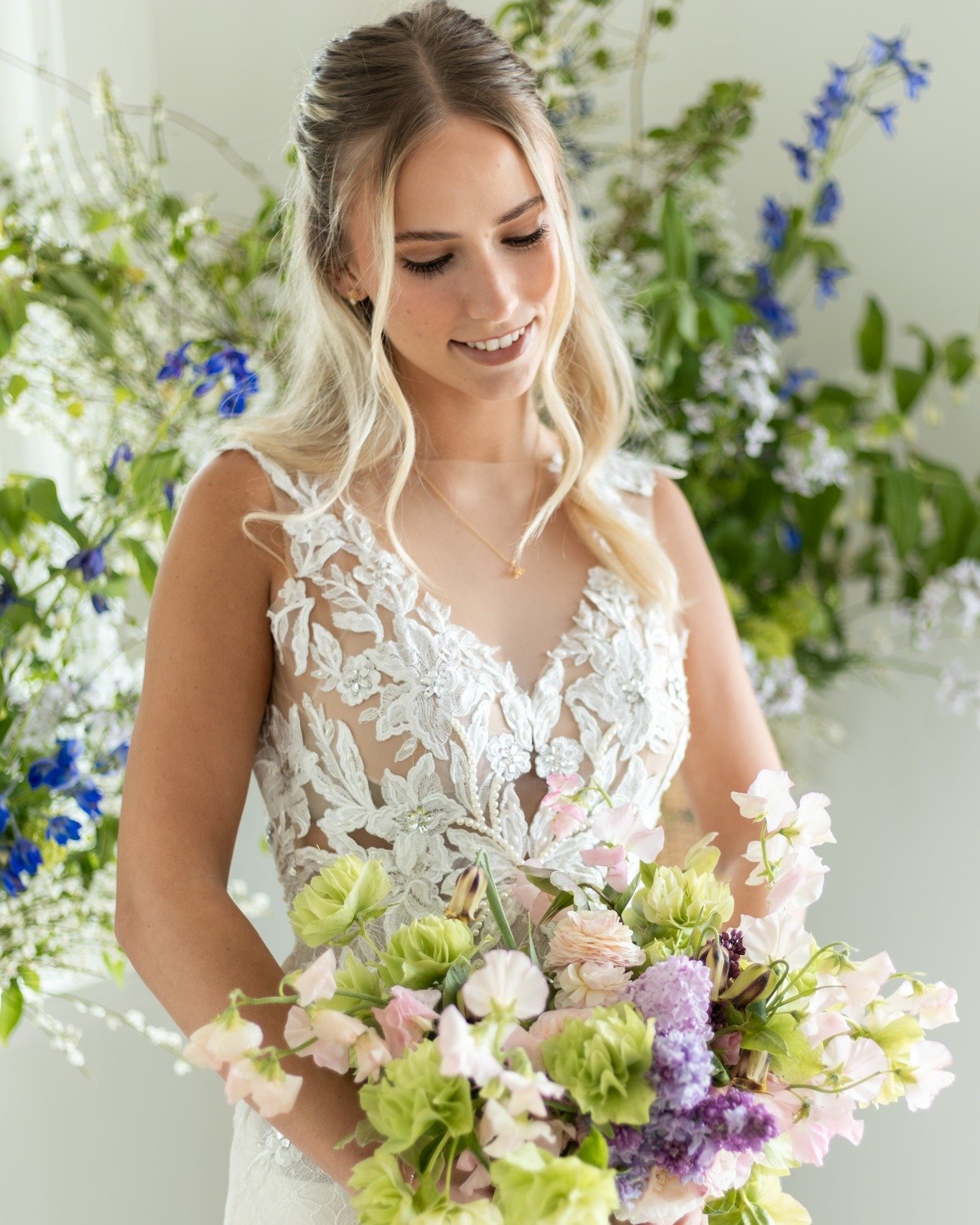 When a group of talented wedding suppliers gets together, this is what happens.

Our recent styled shoot at The Longhouse was full of creativity, beautiful details and plenty of teamwork. From the flowers and stationery to the cake, bridal styling an