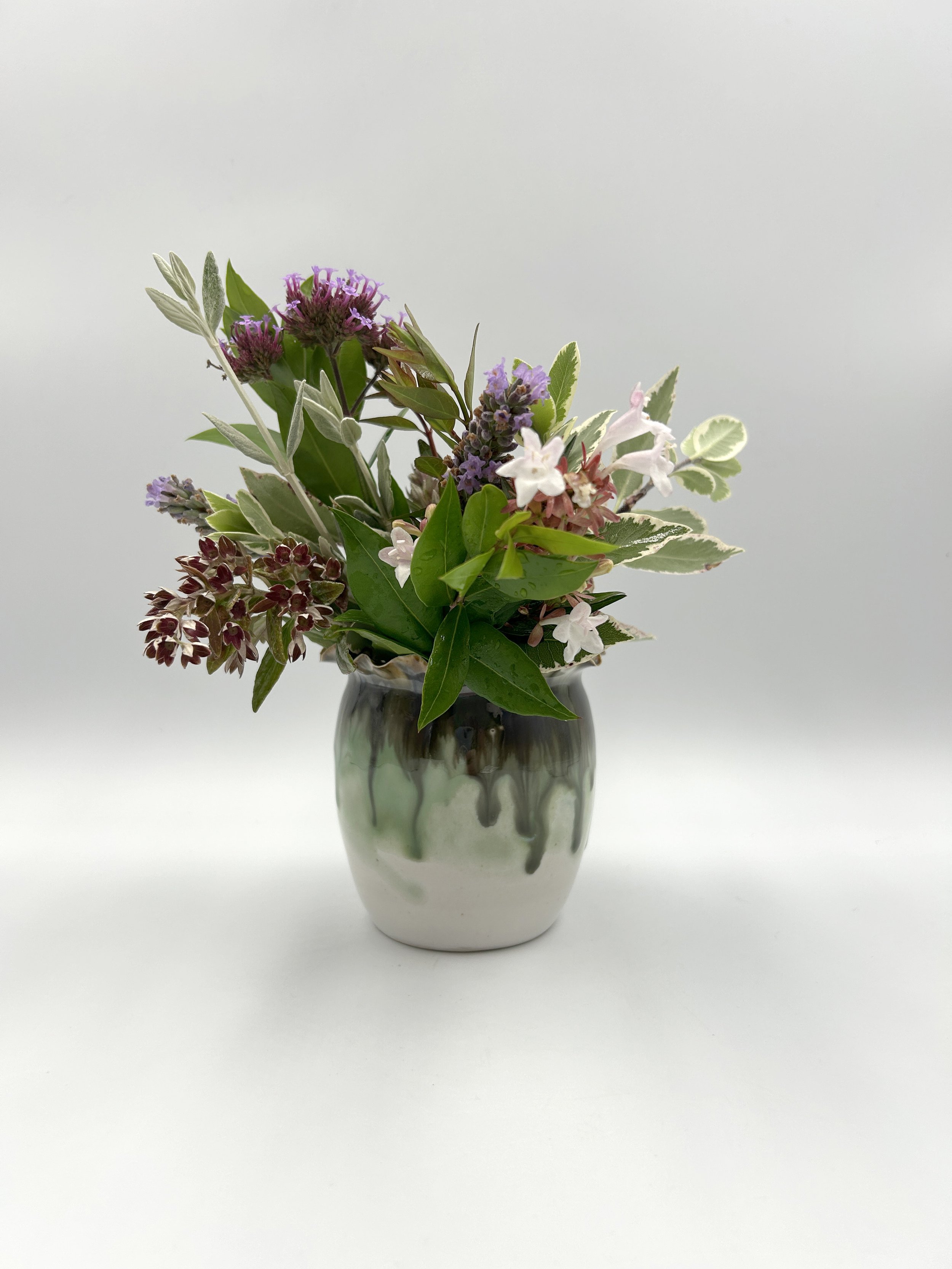 Flutter Vase Bronze Green 1.jpg