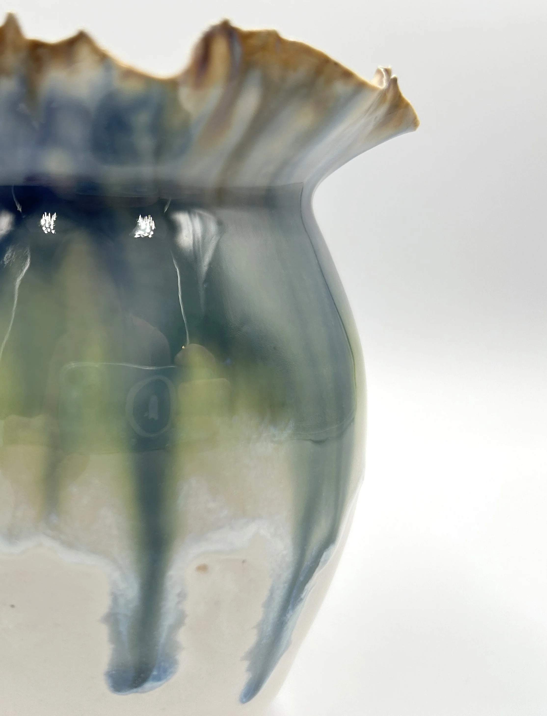Flutter Vase Blue Green Flow 3.jpg