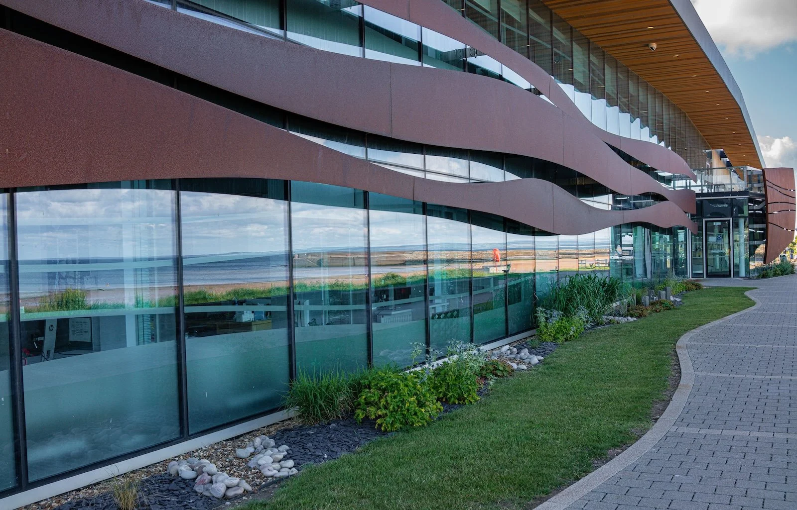 League 1 Projected Digital Image 2nd Eq Place - Gatty Marine Laboratory - Lorna Thomson