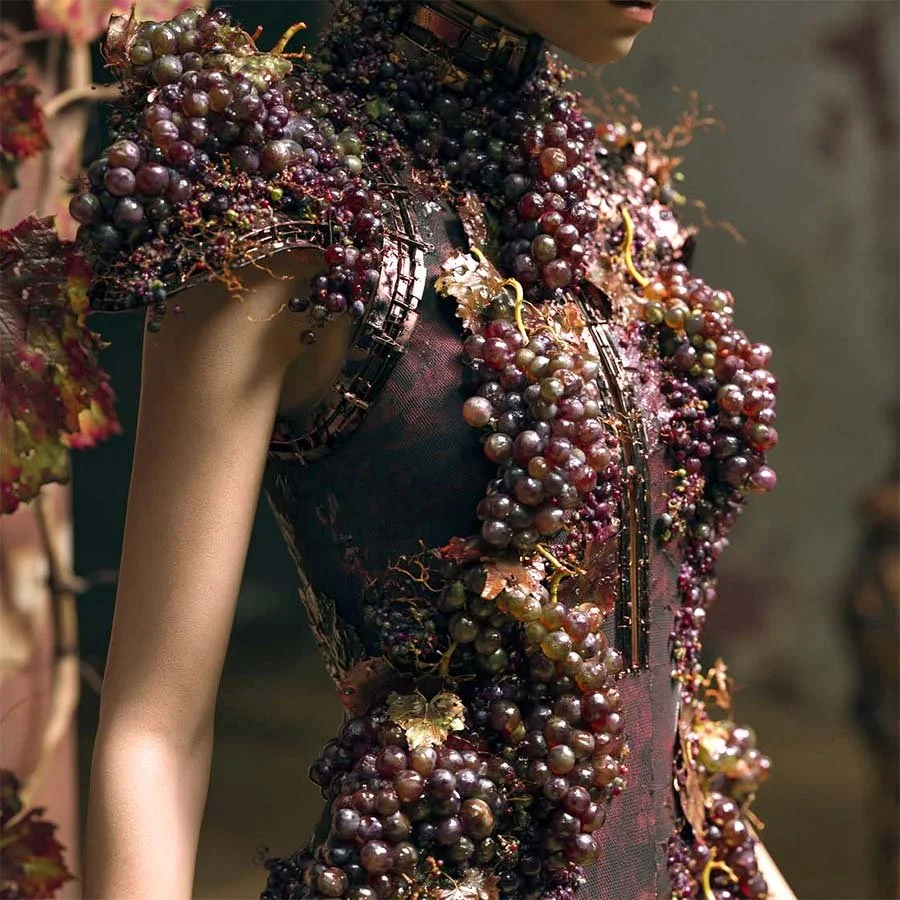 1c redGrapeCorset.jpg