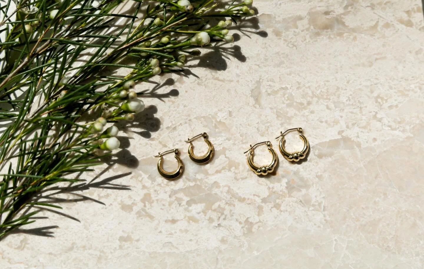 ✨ THIS WEEK AT GOLD &amp; EIGHT ✨

💛 Permanent Jewelry Walk-Ins
📆 Wed + Thurs
⏰ 12&ndash;4

⚠️ NO permanent jewelry Fri&ndash;Sun
(I&rsquo;ll be on a much-needed girls weekend for my birthday 🥂🎉)
✨ BUT come shop the boutique and grab a mystery en