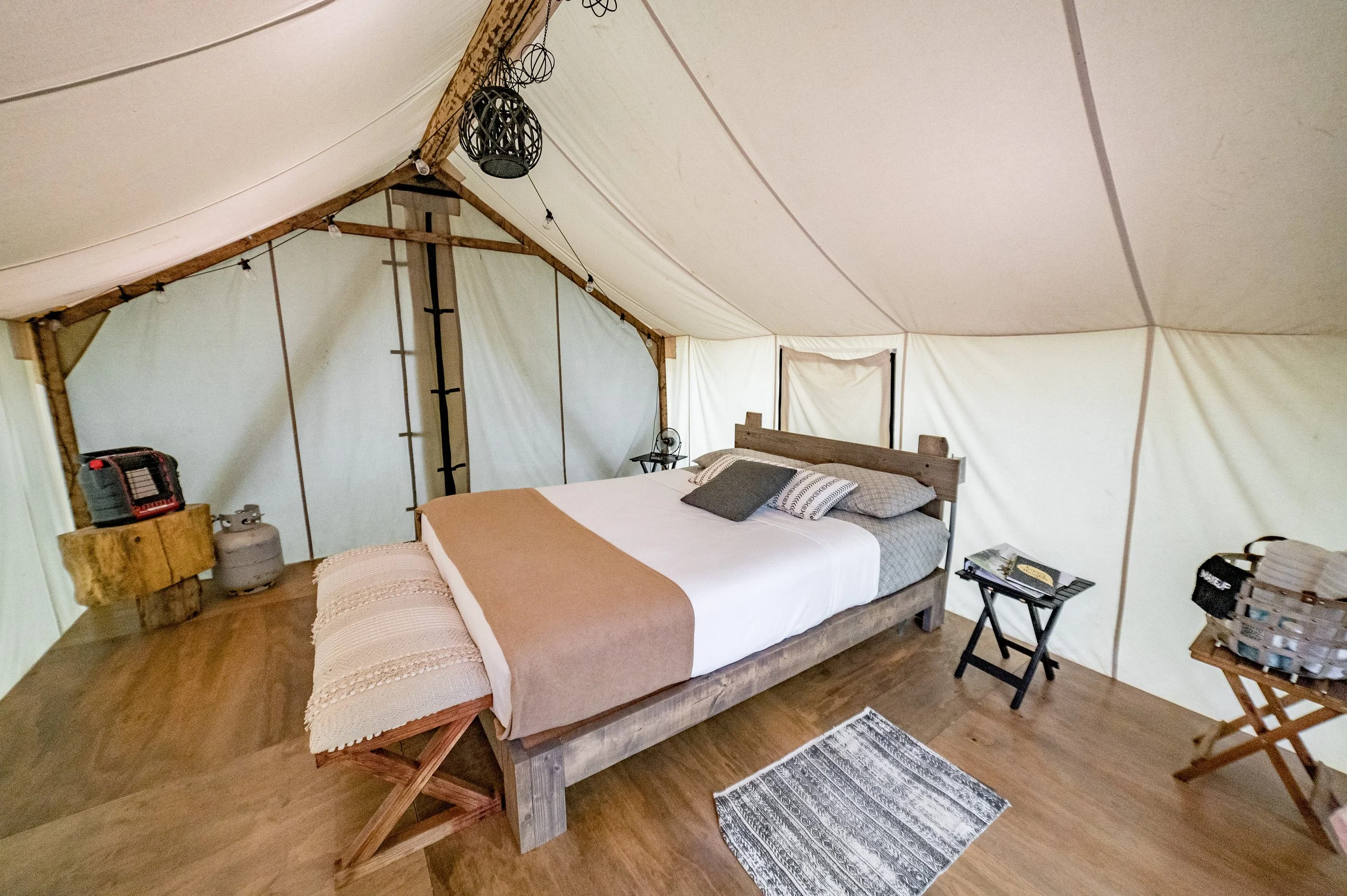 Tent16-31.jpg