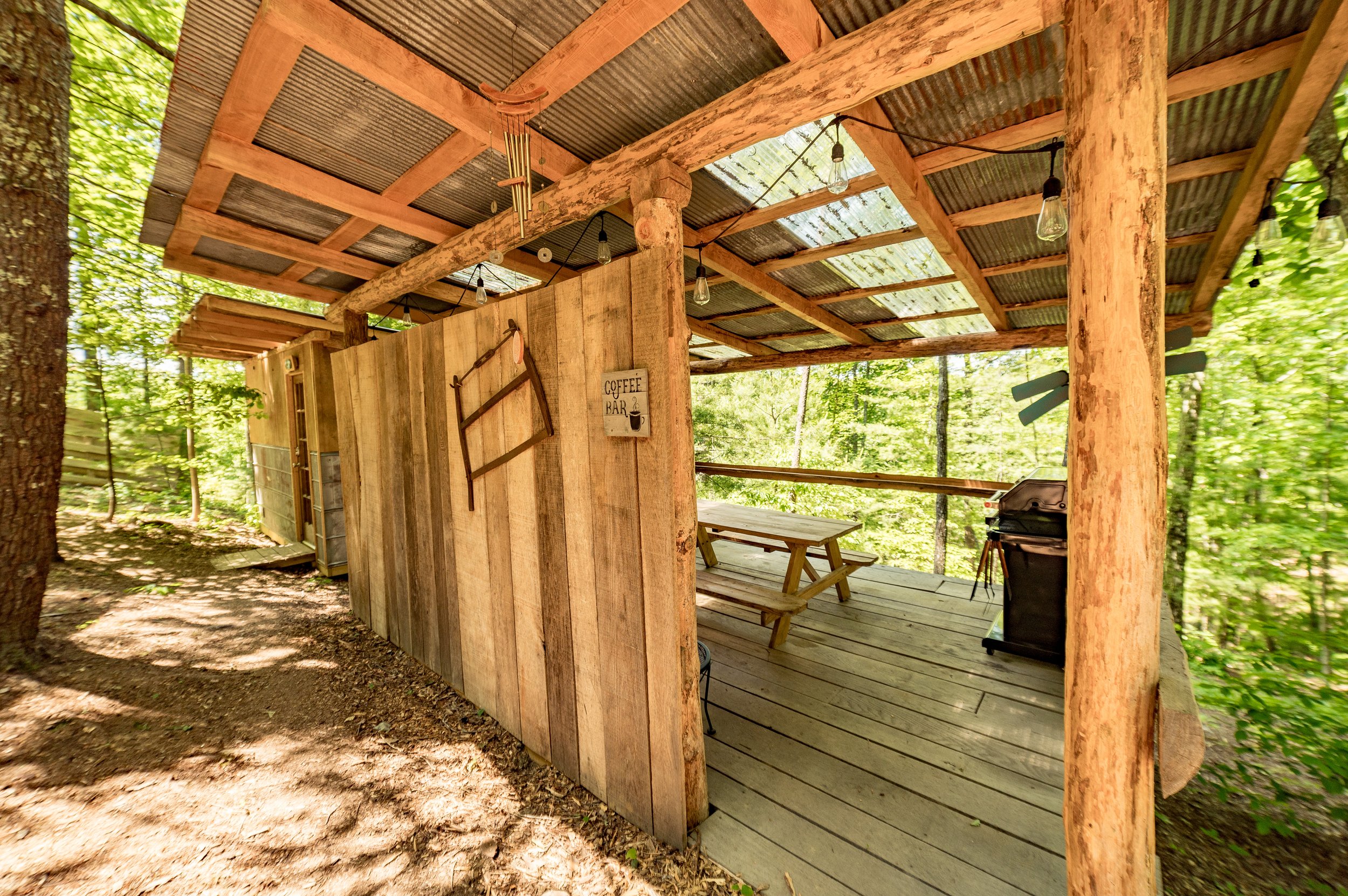 Tent16-3.jpg
