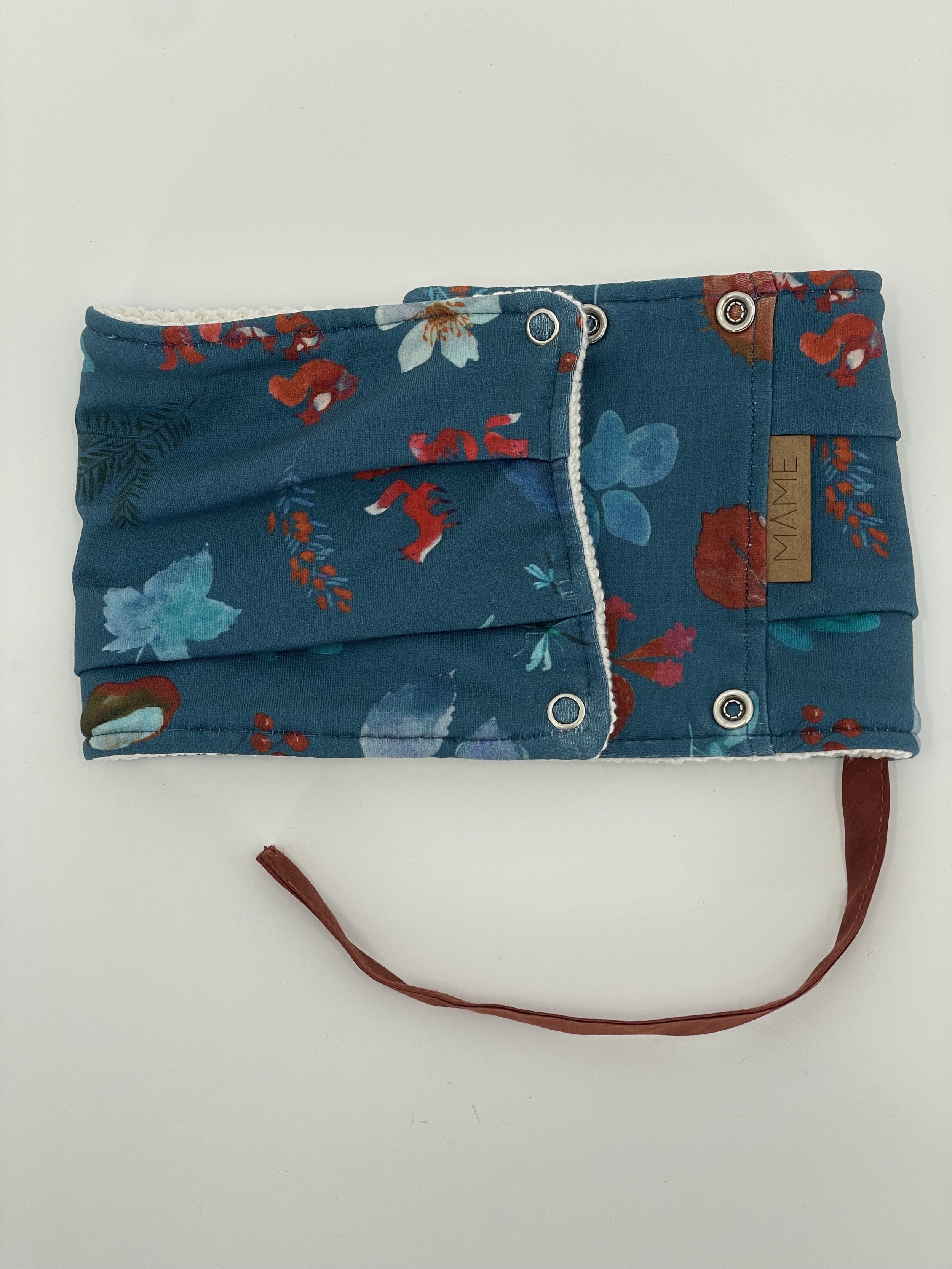 mame-tour de cou 1-12 ans-bleu-3.jpeg