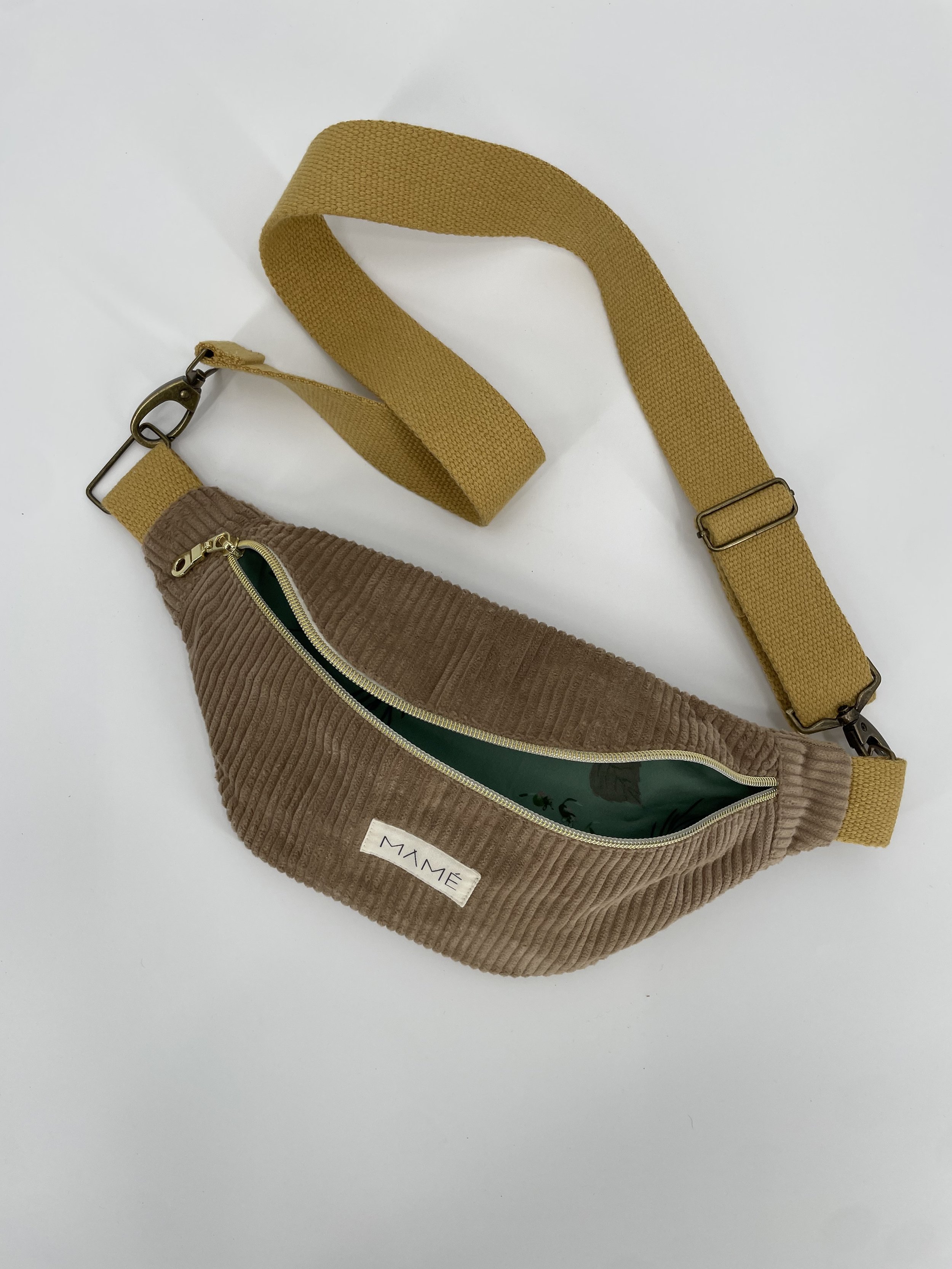 mame-sac banane-beige-1.jpeg