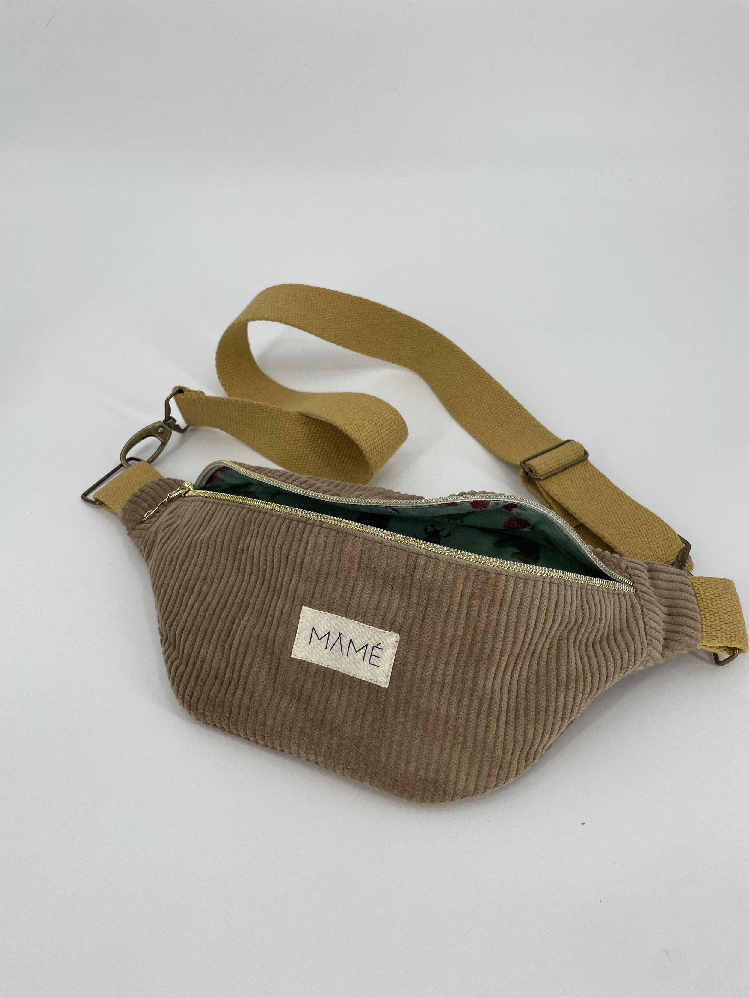mame-sac banane-beige-2.jpeg