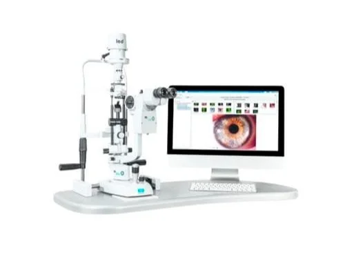 video+slit+lamp+eye+academy.jpg