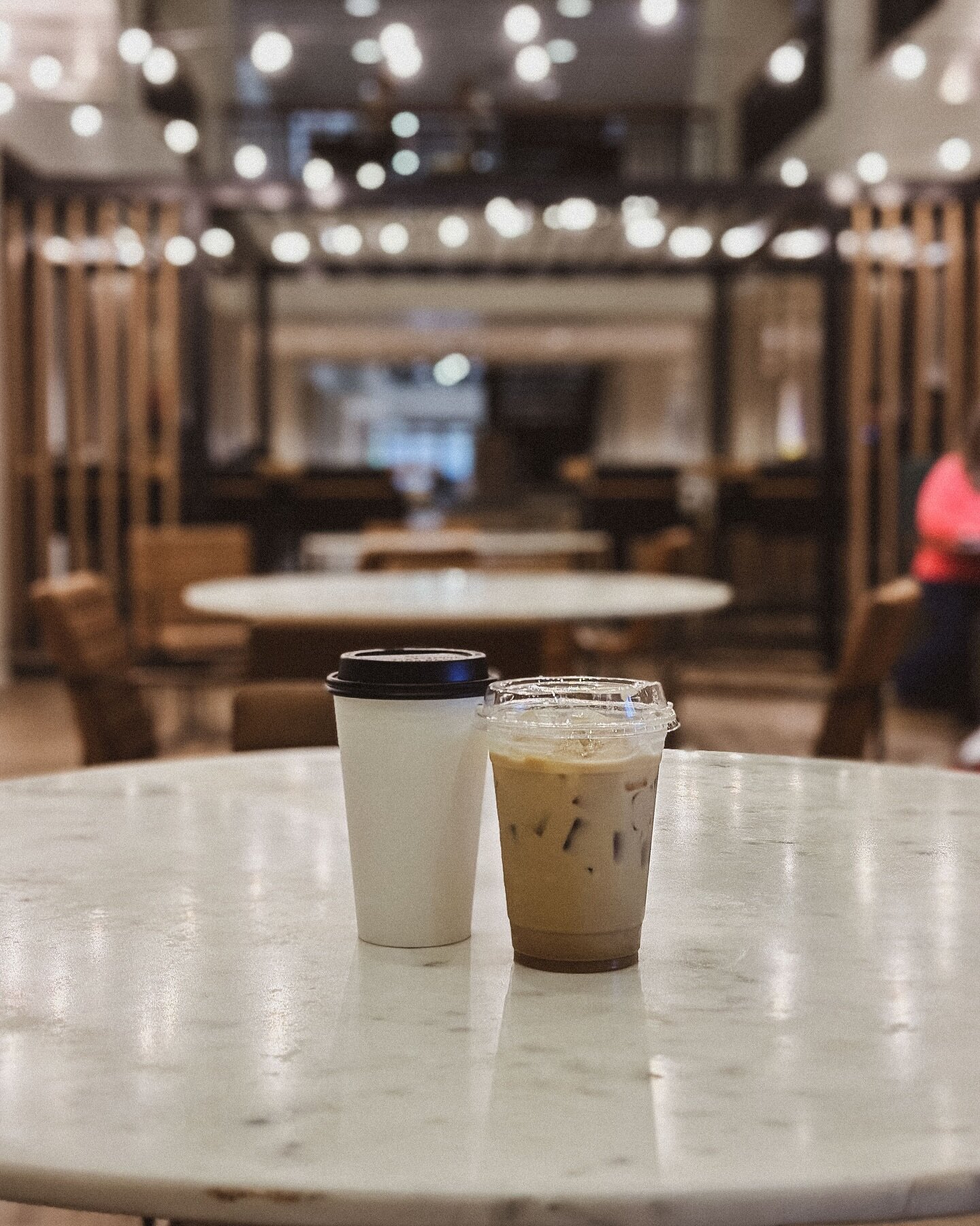 this rainy Spring weather isn&rsquo;t making it easy to decide on a hot or iced coffee &hellip; so why not both?!

stop in and see us for your go-to drink any time until 8pm!