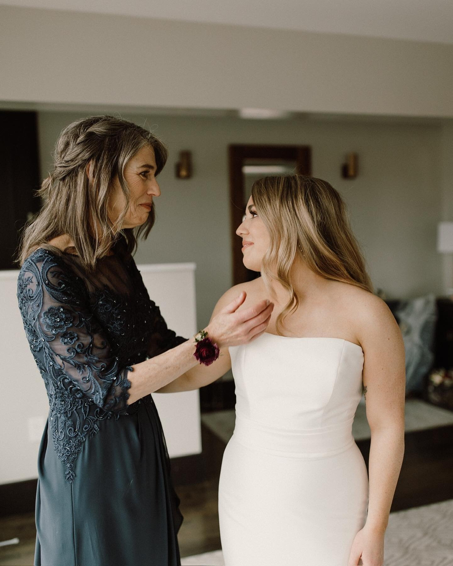 To every mom, whatever that word means to you, you are a treasure. The most beautiful women can exude both strength and gentleness&hellip; you so effortlessly show us those qualities everyday. Happy Mother&rsquo;s Day! 🌷
⁠
#weddingphotography #weddi