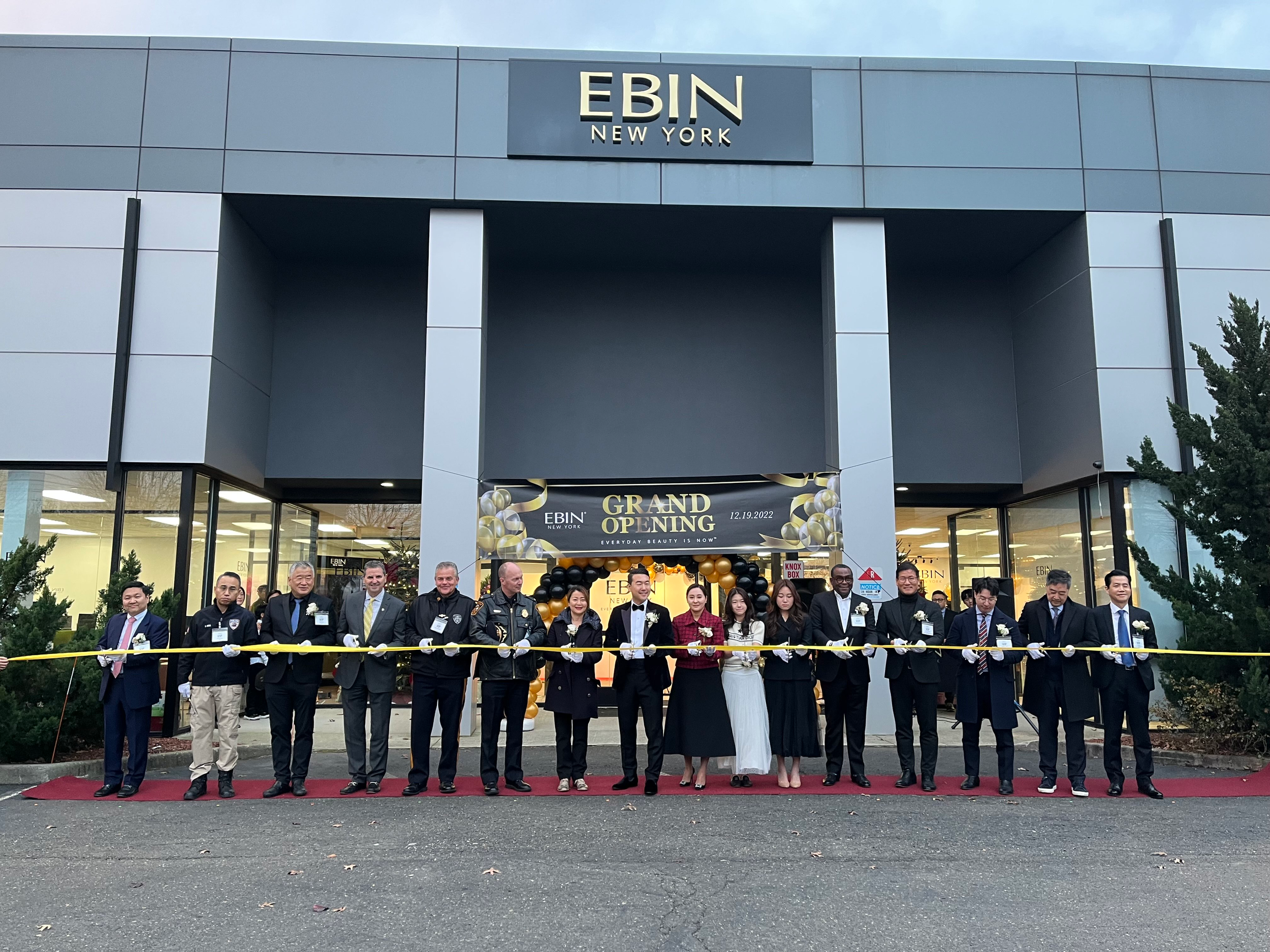 EBIN New York — Sign World