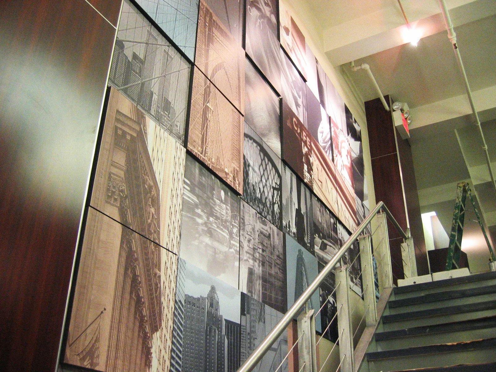 cafe_manhattan_wall_display_1.jpg