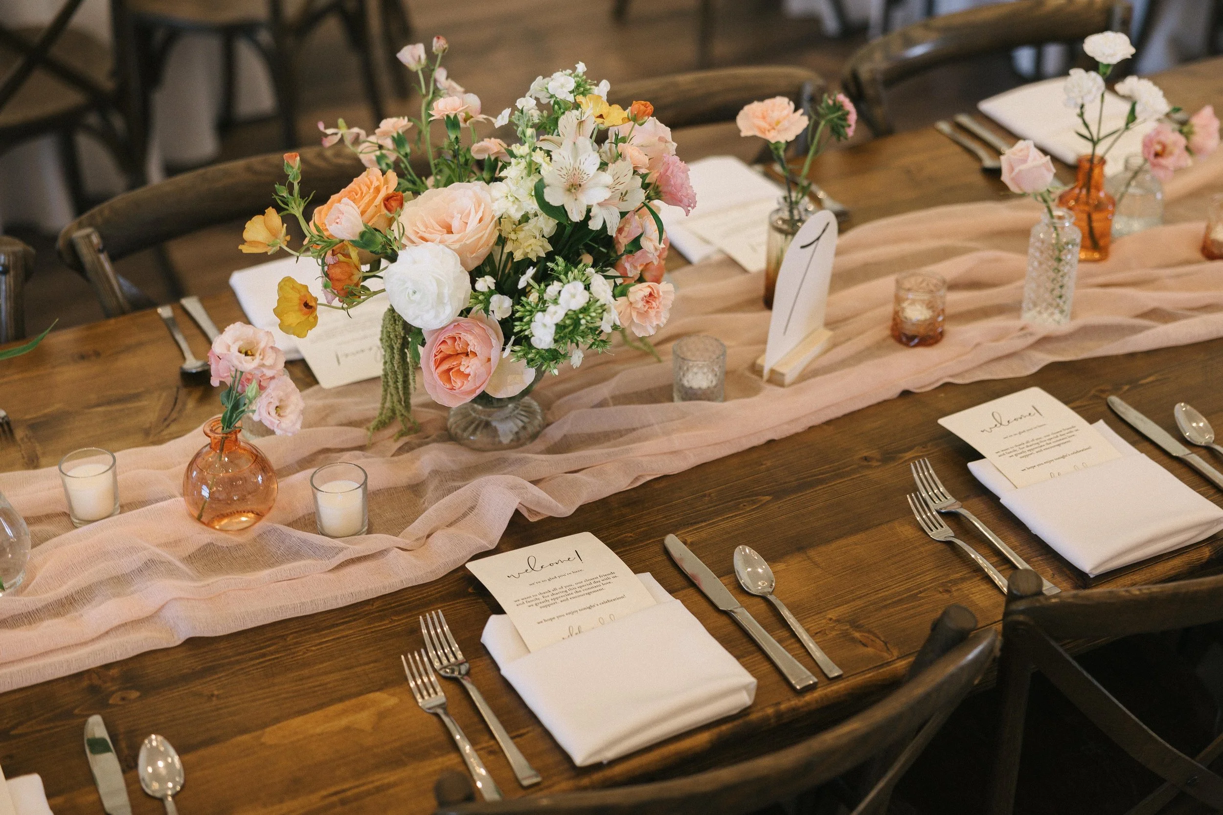 selah-dan-reception-space-chandelier-farms-venue-7939.jpg