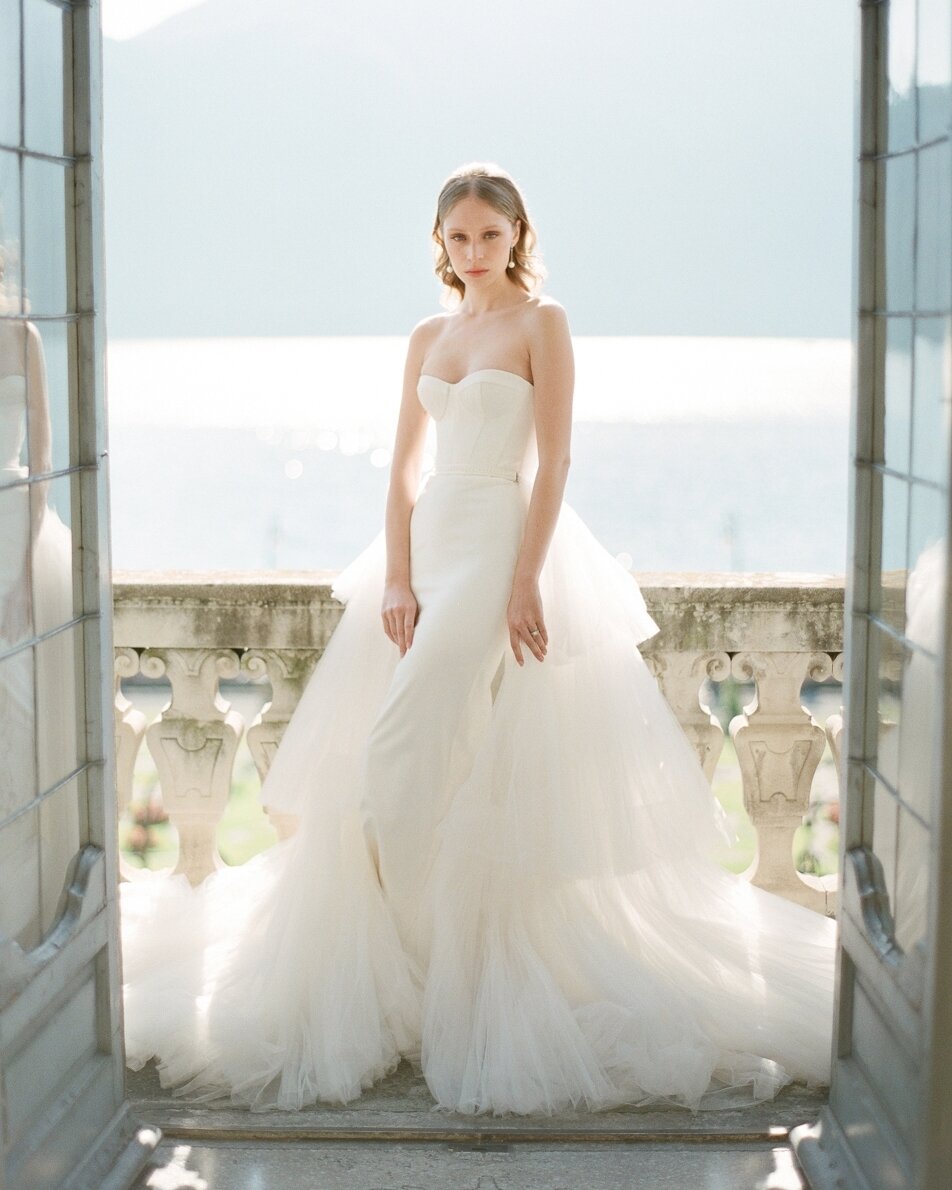Our super gorgeous bride in one of her stunning wedding gowns by @evalendel, overlooking Lake Como from @villasolacabiati. 
Sophisticated, elegant and so feminine, ...you know me, I am all about the Goddess hiden in every and each of us women! @aless