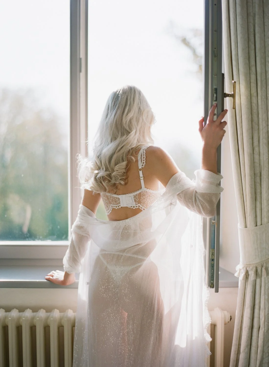 prague+wedding+photographer+chateau+mcely+wedding+editorial+nikol+bodnarova+film+wedding+photographer37.jpeg