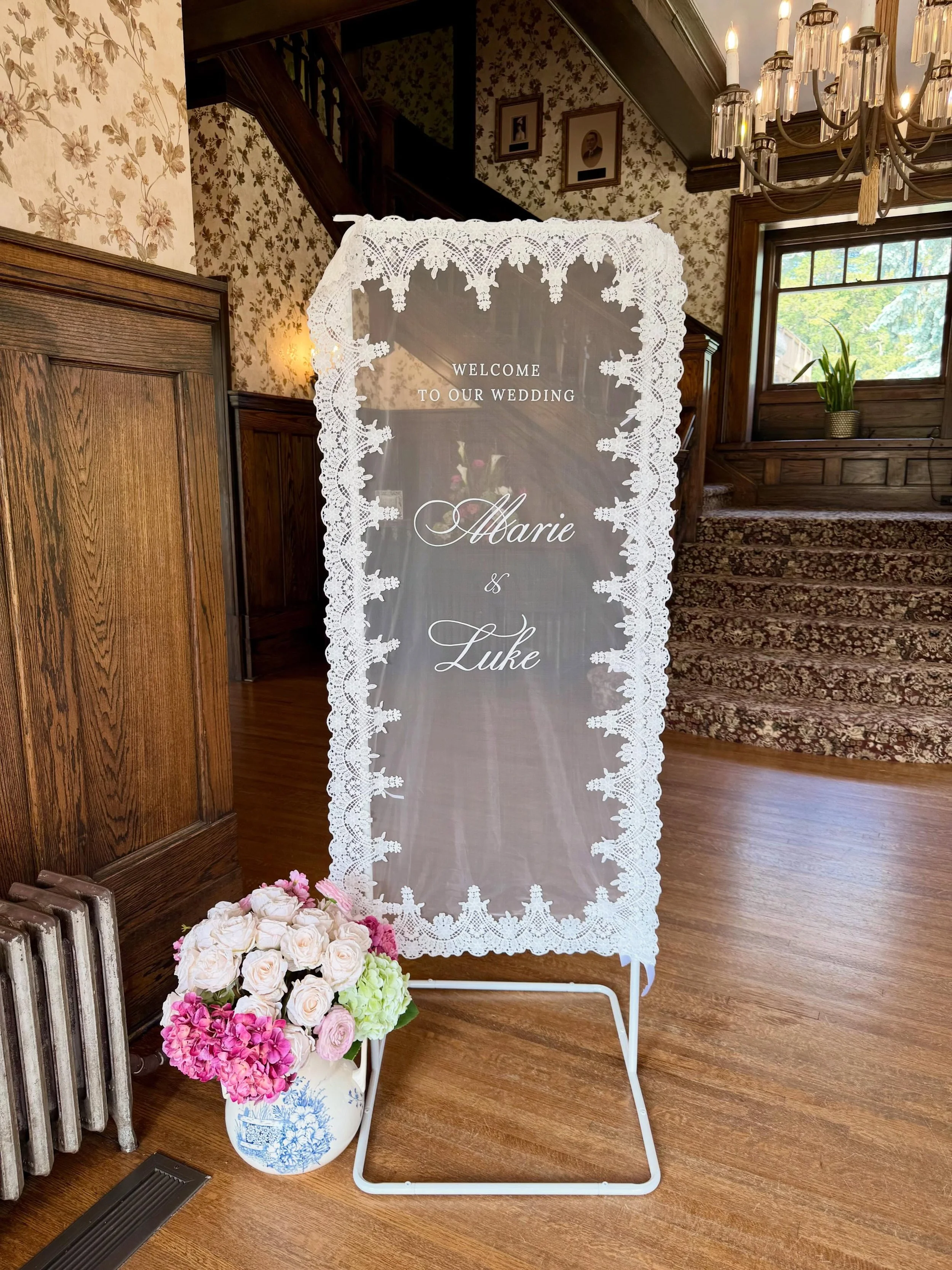 Marie &amp; Luke | 5.23.26

📷: @breeniesphotography
💐: @larkspurandleo