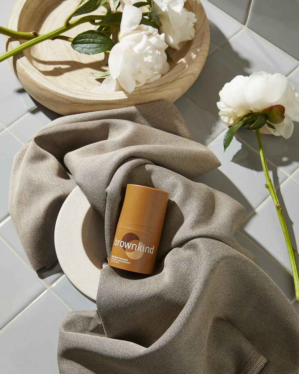 Lifestyle still life branding image for Brownkind by Adrianna Favero, NYC-based photographer and director. Warm, natural compositions highlighting product authenticity—perfect for brand storytelling, e-commerce, and marketing campaigns.