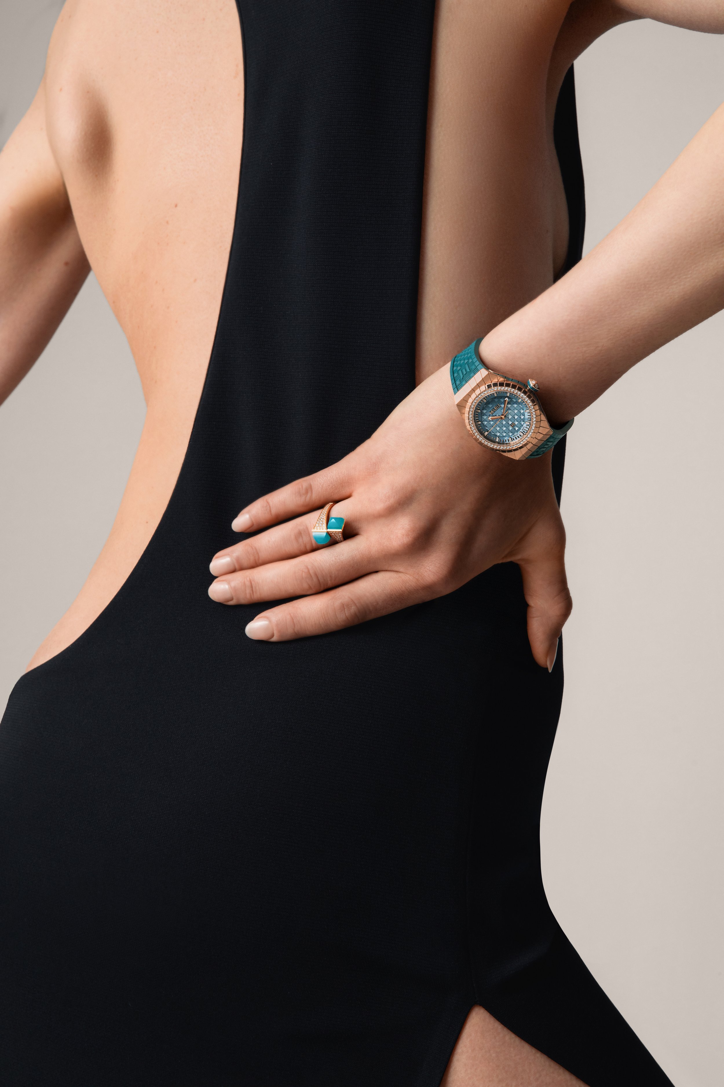 Detail-driven campaign photography by Adrianna Favero, NYC fashion photographer and director, for Marli New York's SS26 jewelry collection. Her eye for negative space and quiet composition turns a single gesture into the whole frame—an approach luxur
