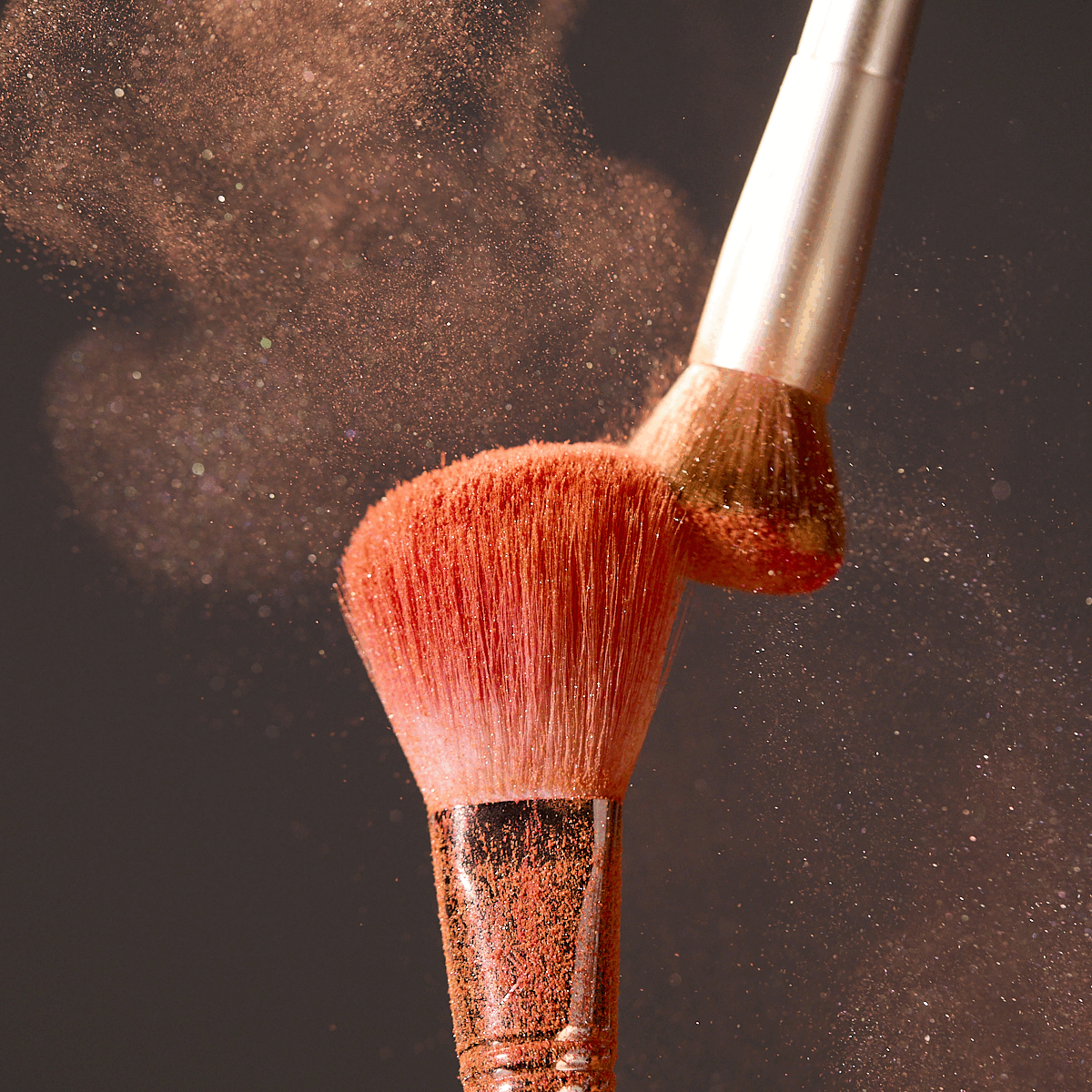 Beauty still life powder explosion gif by Adrianna Favero, NYC-based beauty still-life photographer and director. Capturing dynamic motion and vibrant textures—ideal for makeup campaigns, editorial features, and high-impact brand storytelling. Inquir