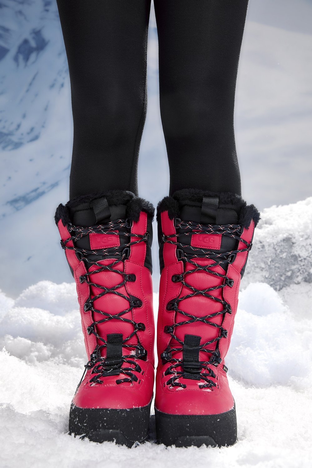 Adrianna-Favero_NYC-Fashion-Photographer-20241112-TL_UGGS_AF_LOOK1_0171 HofR.jpg