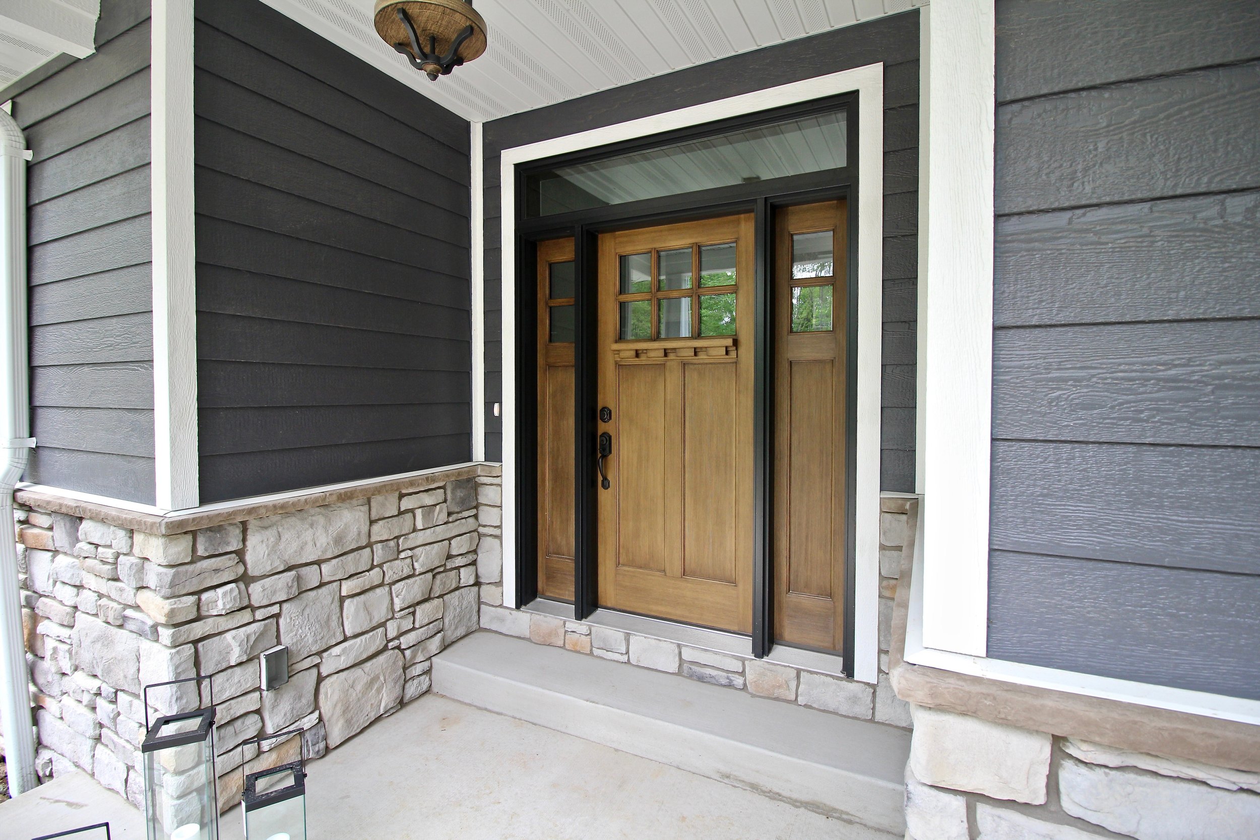 Choosing the Right Exterior Door Frame Color