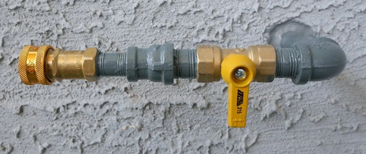 Natural Gas Grill Hookups: Convenience and Efficiency for Your Outdoor Space