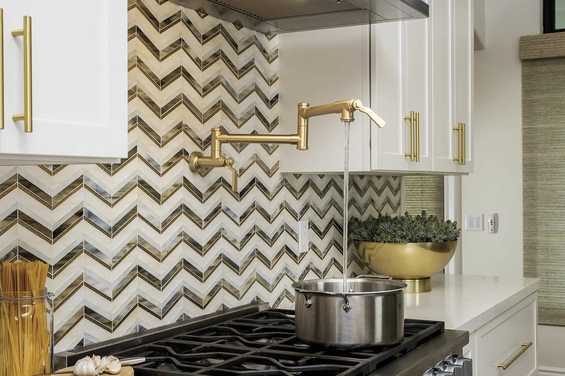 Pot Fillers: Convenience and Style in Your Kitchen