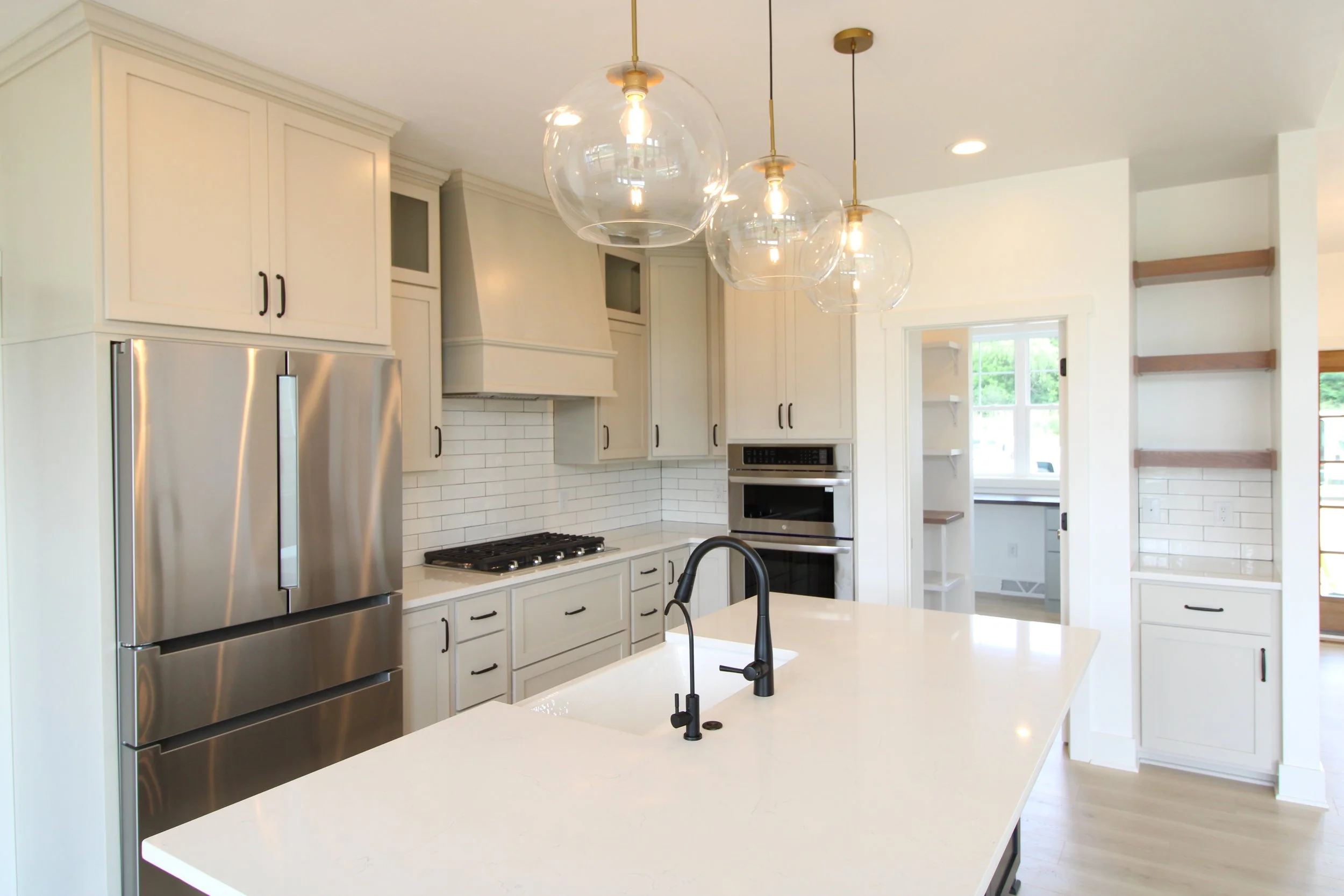 Cabinet Planning: Combining Functionality and Style in Your Home