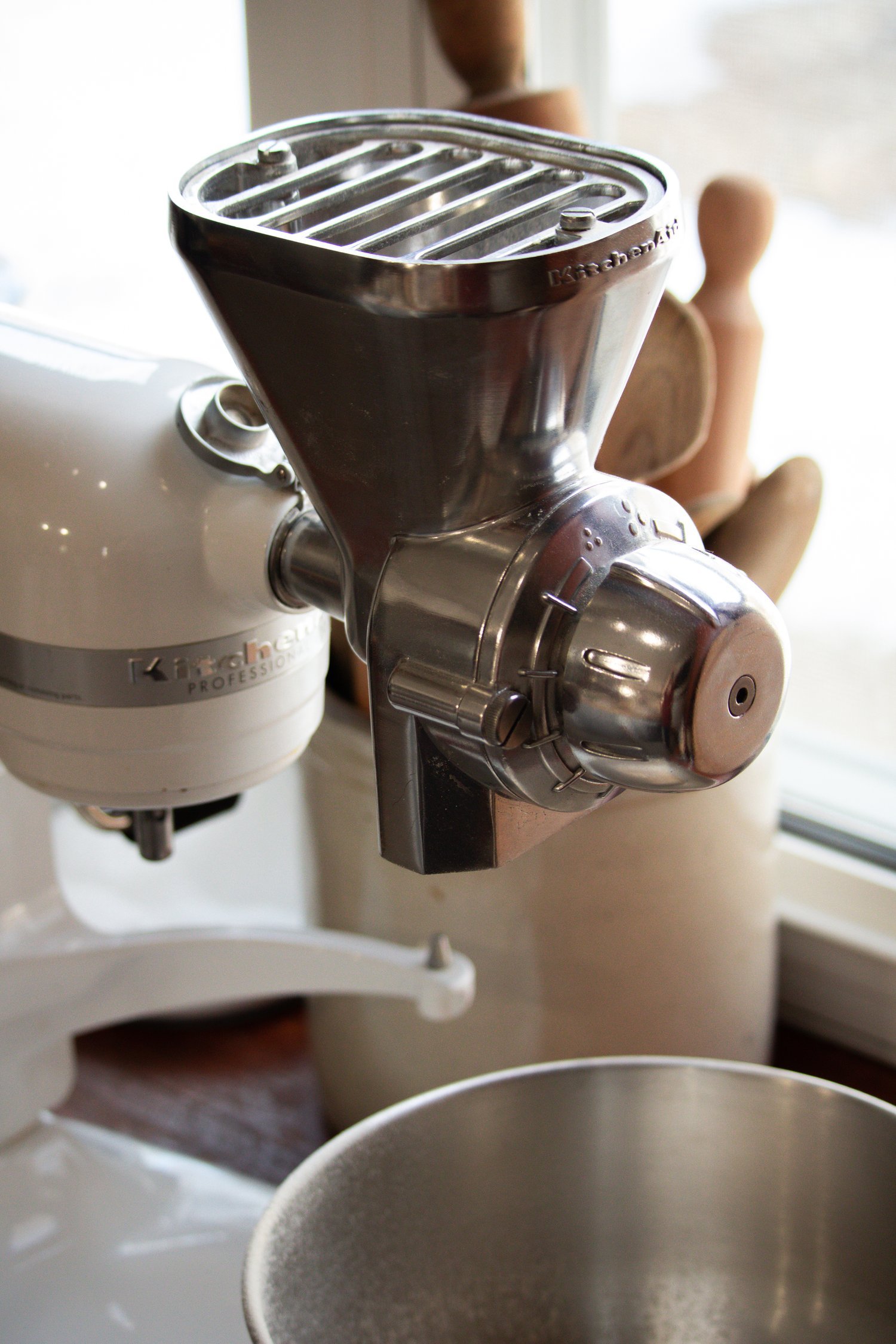 How to Mill Grains with the KitchenAid Grain Mill 