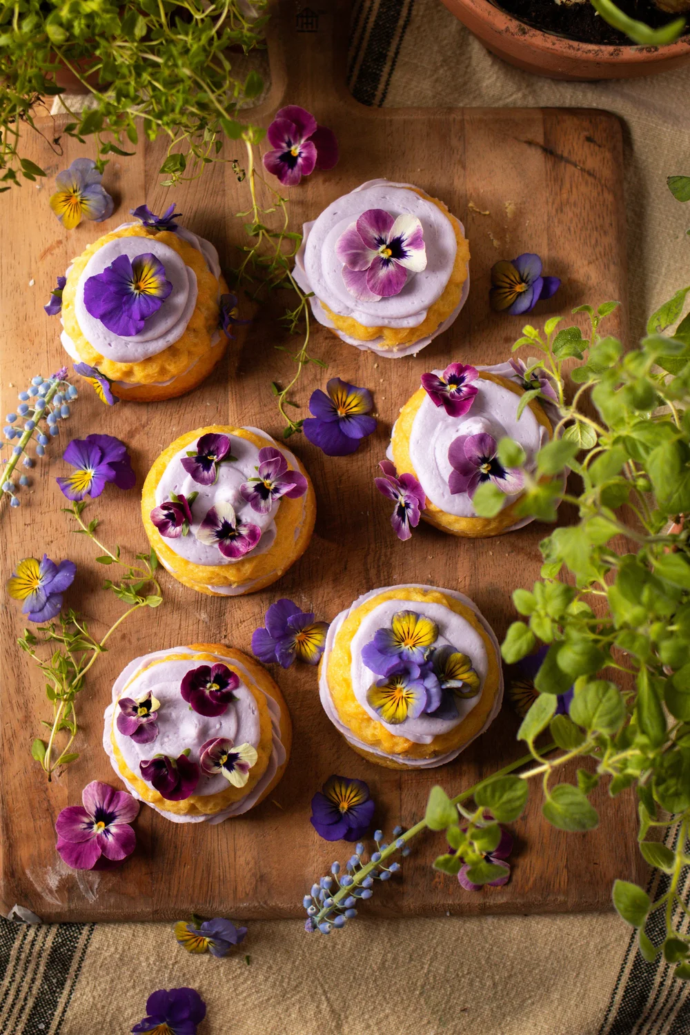 Edible Flower Recipes | Floral Baking, Syrups & Petal Garnishes — Under ...
