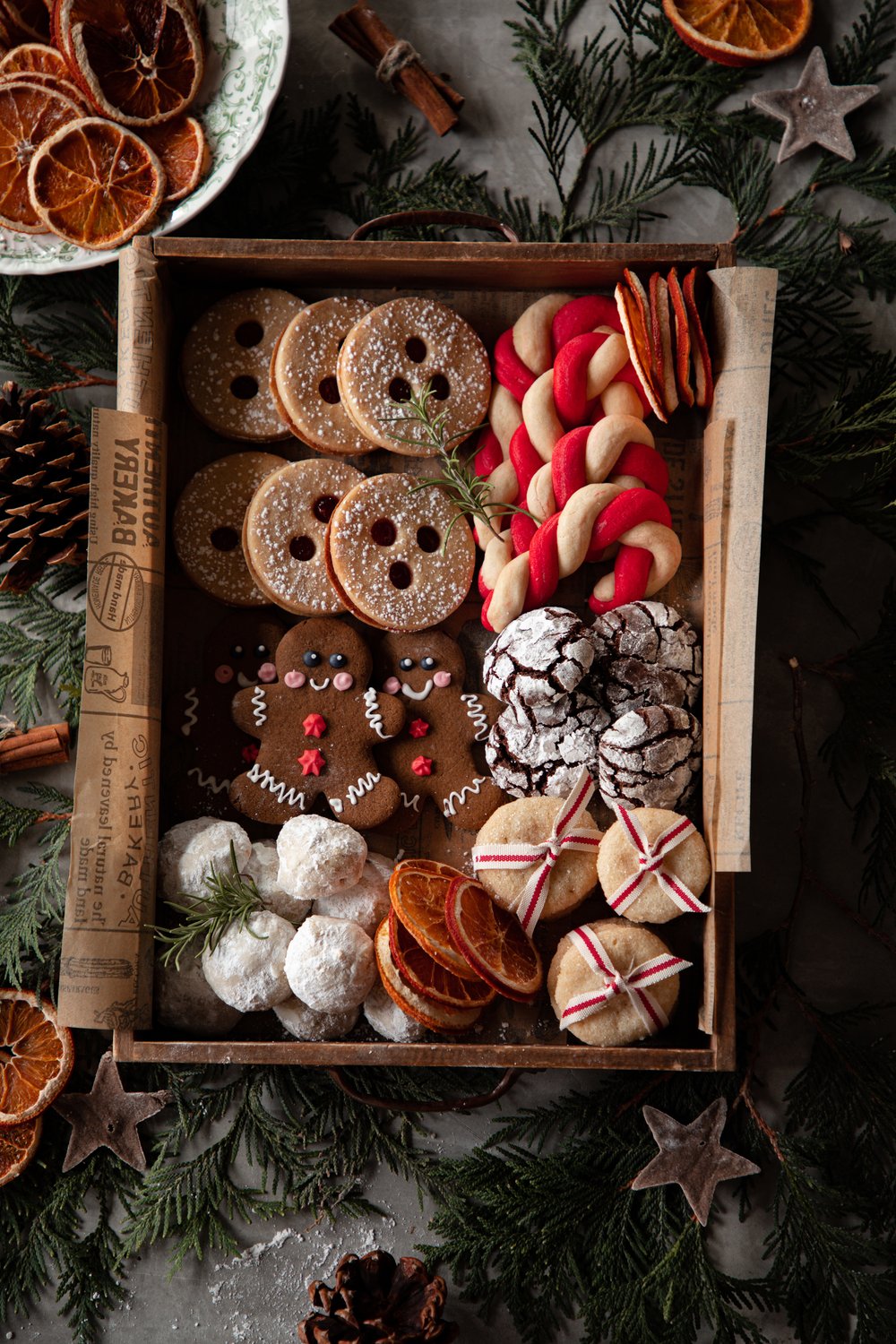 Christmas Cookie Box Ebook — Under A Tin Roof