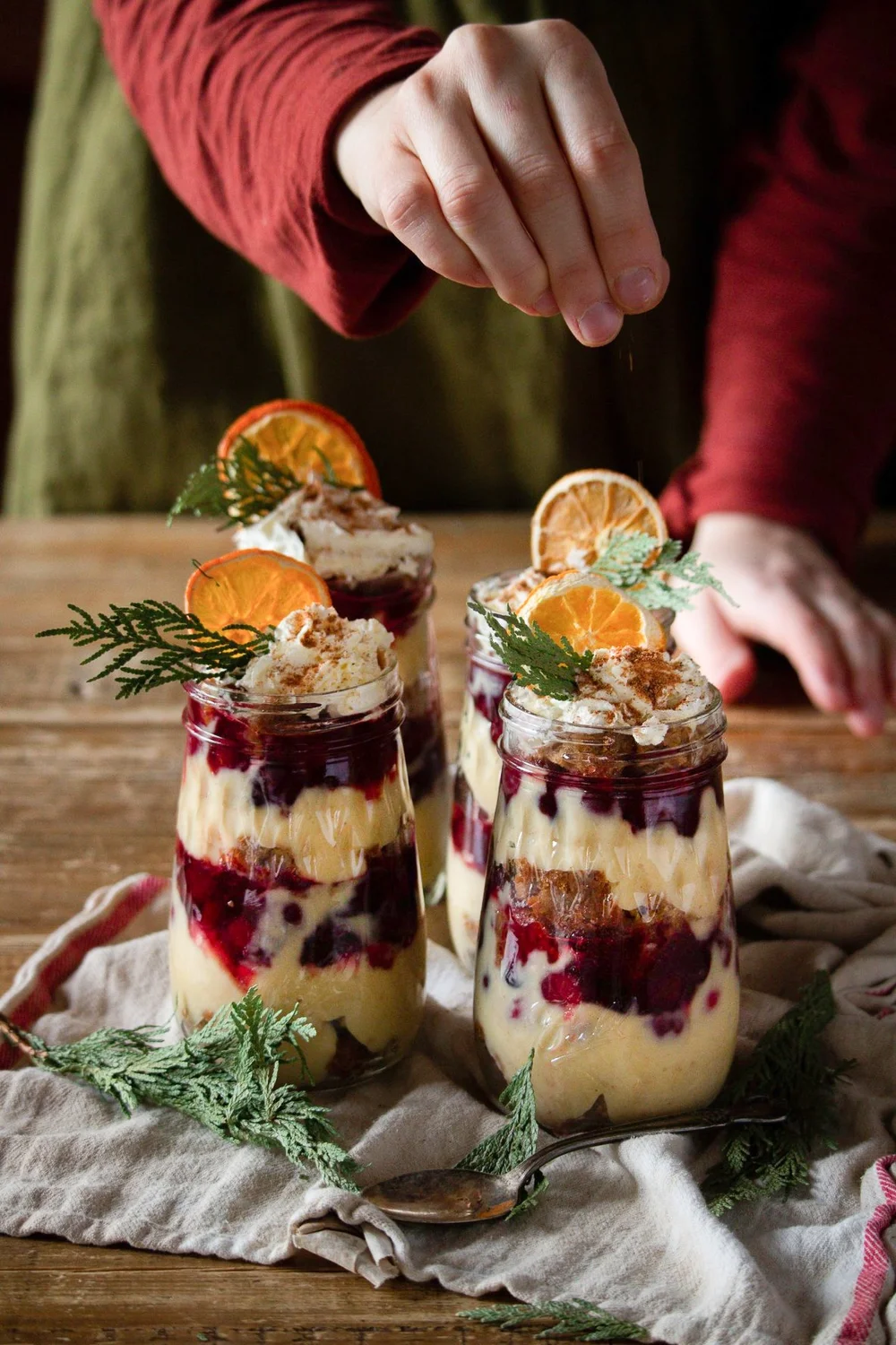 Winter Holiday Trifle Dessert Recipe: Irresistible Festive Delight