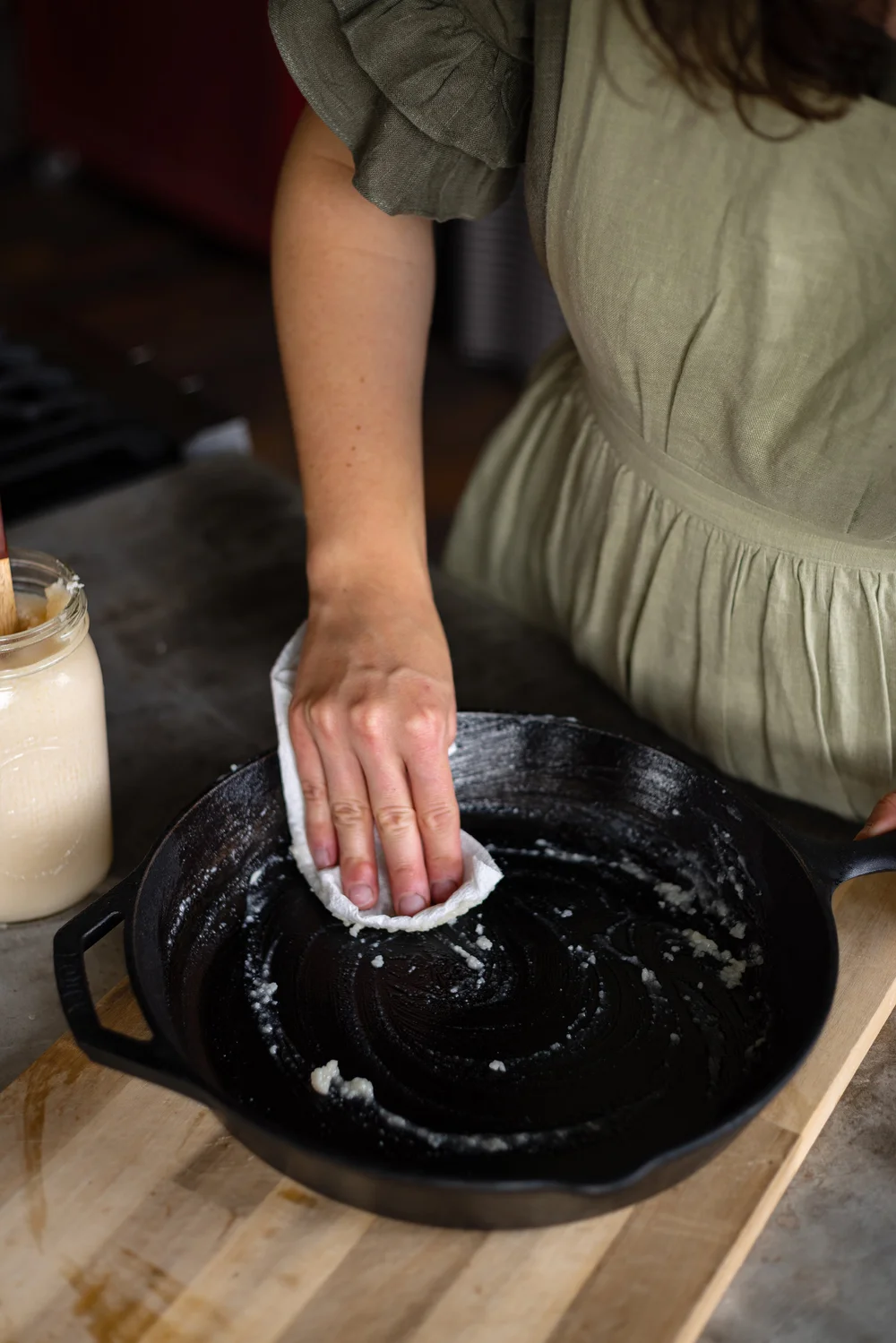 How to Strip And Reseason Cast Iron Skillet: Ultimate Guide