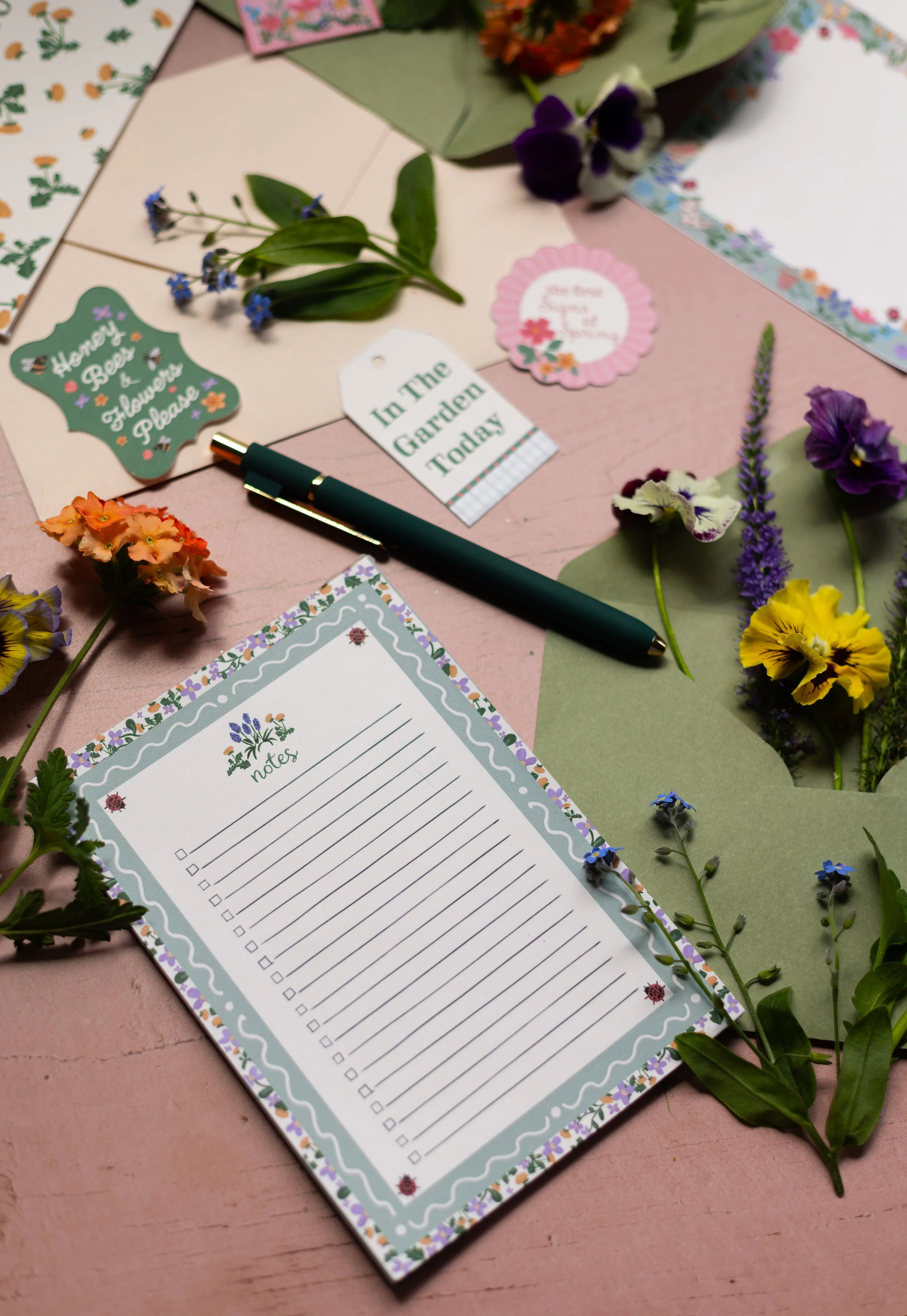 Dear Little Spring: Ladybug Checklist Notepad