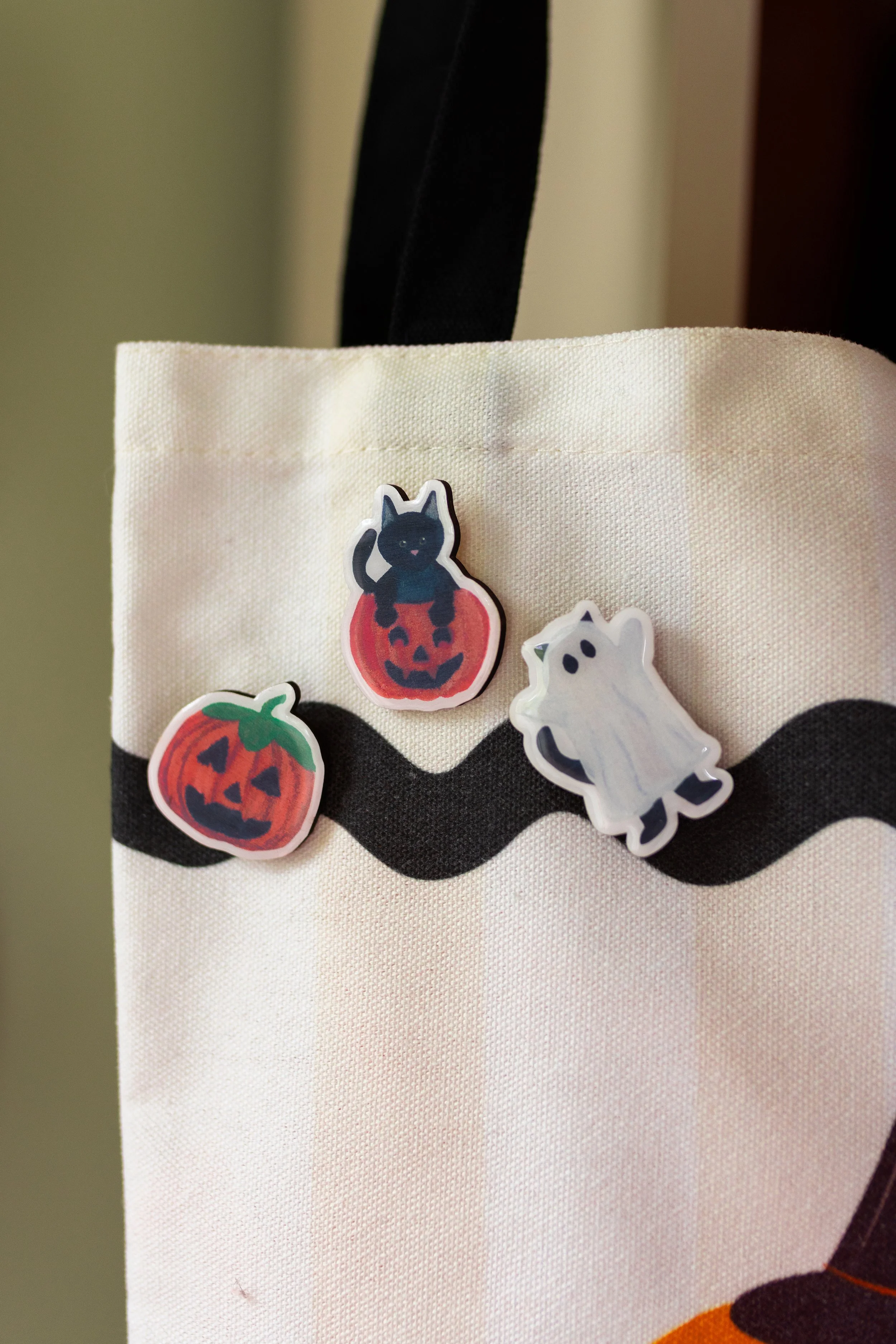 Pumpkin Hollow Wooden Pin Set