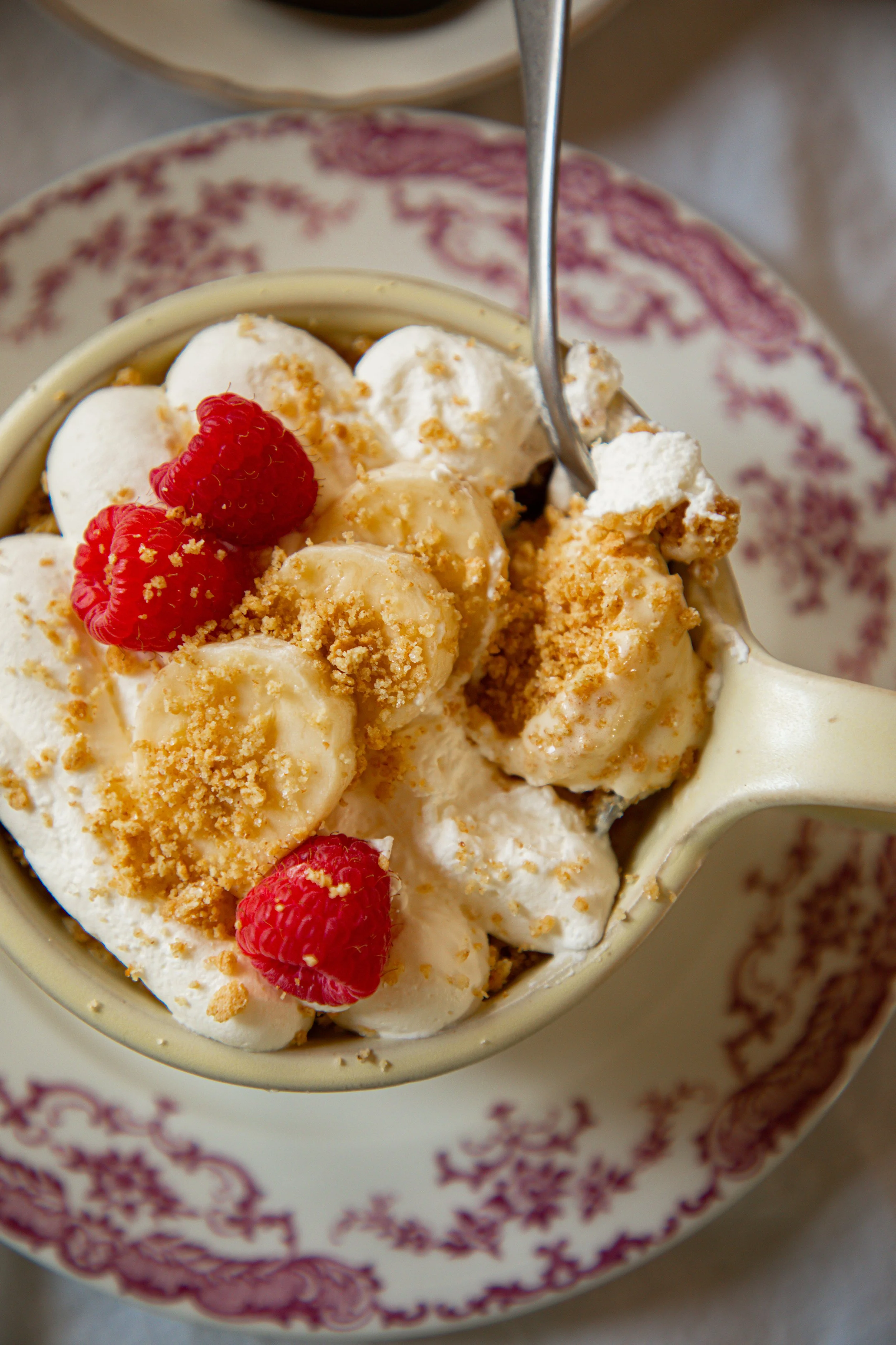 Banana Pudding with Graham Cracker Crumbles — Under A Tin Roof