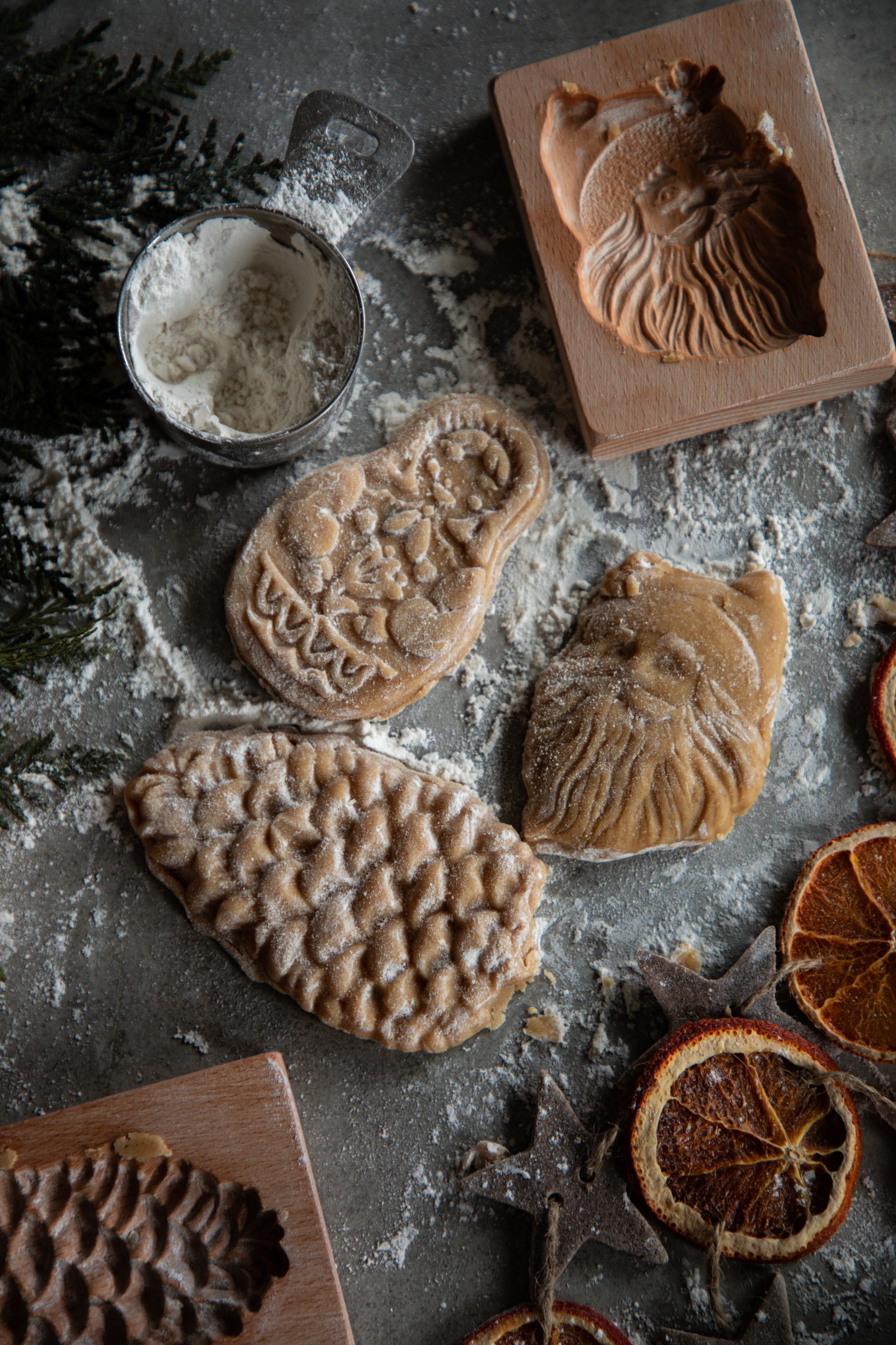 Raspberry Shortbread Mold, Carved Wood Gingerbread Cookie Biscuits