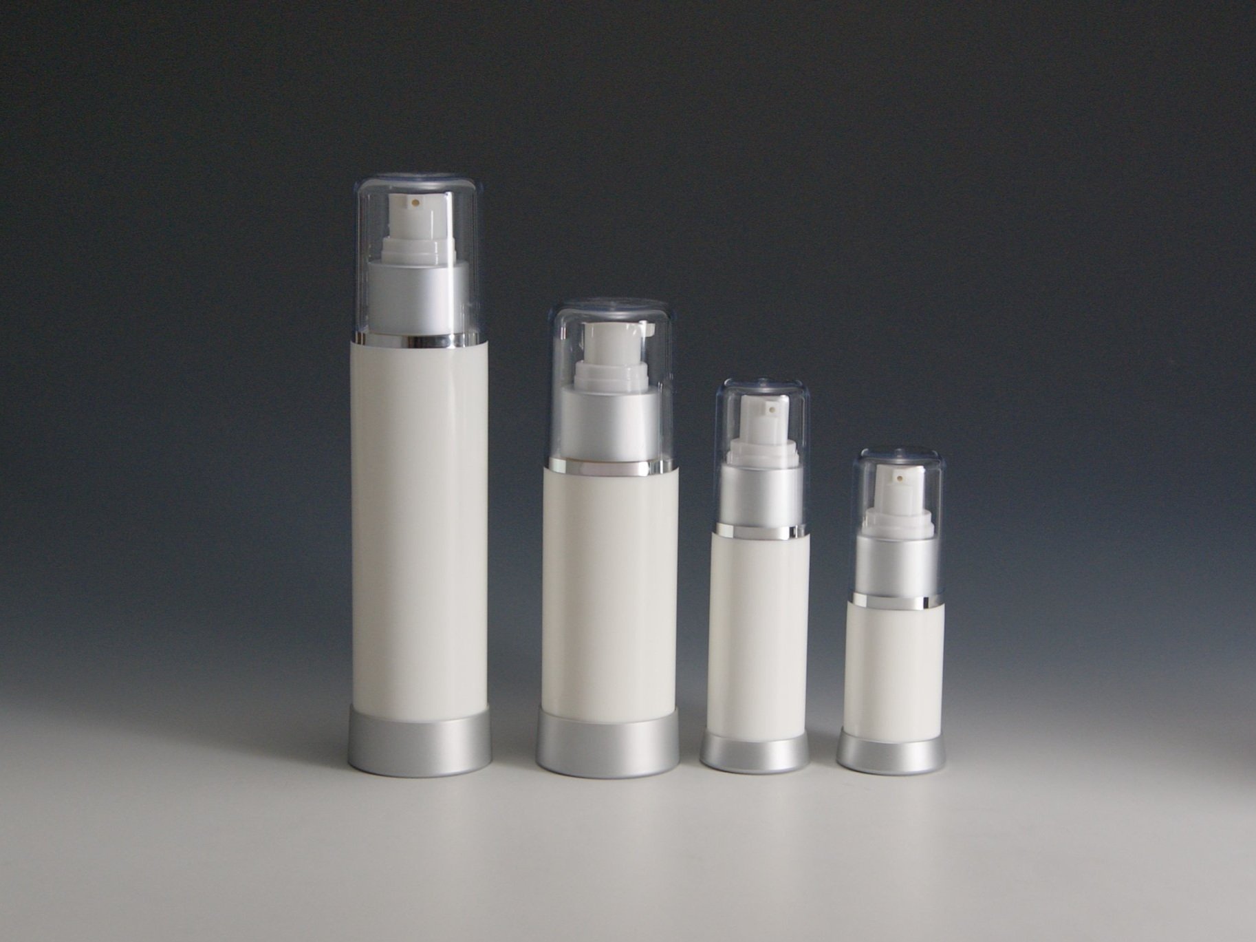 Airless+201+White+Bottle+with+Matte+Silver+Base.jpg