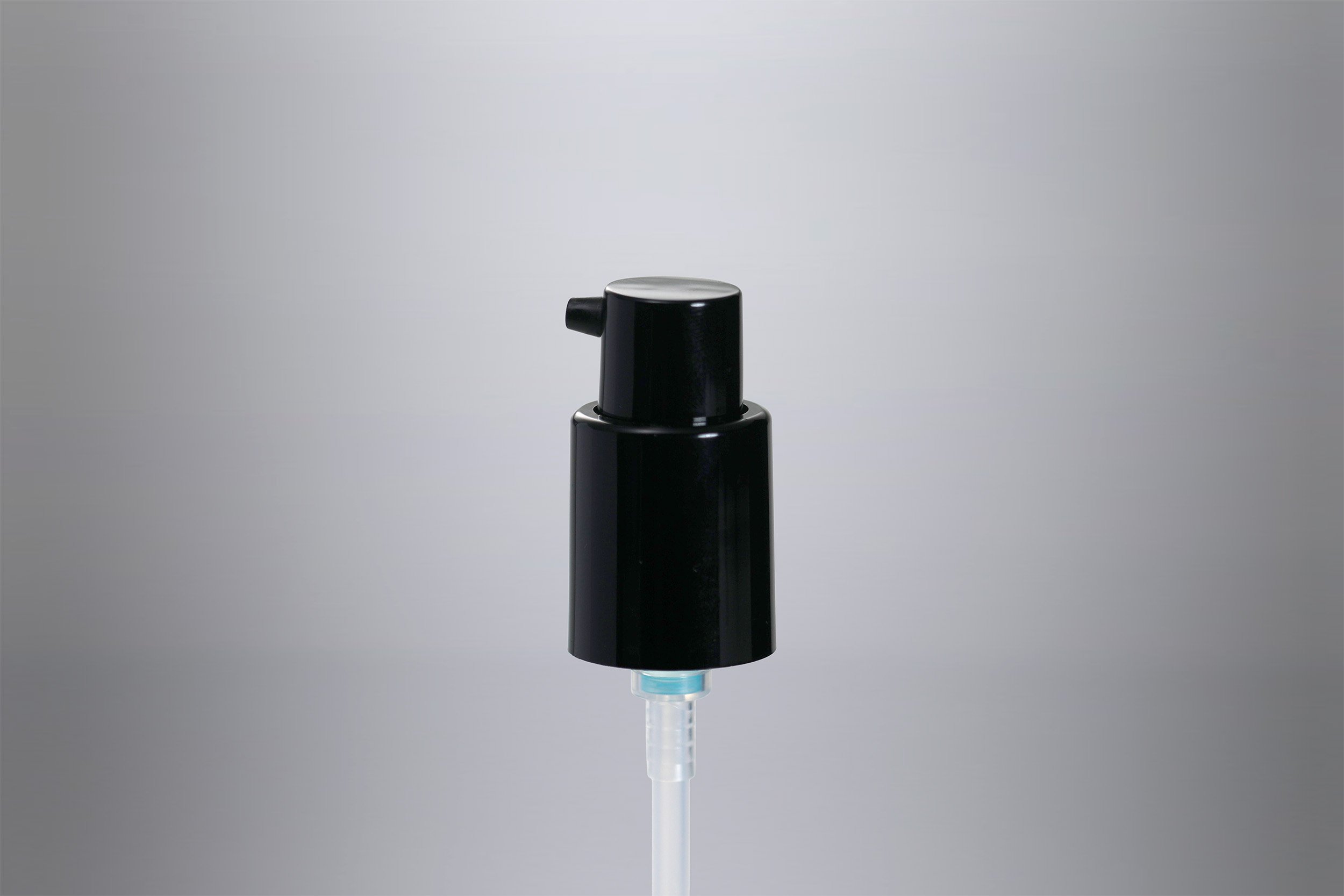 138-018-415 Black Plastic Pump.jpg