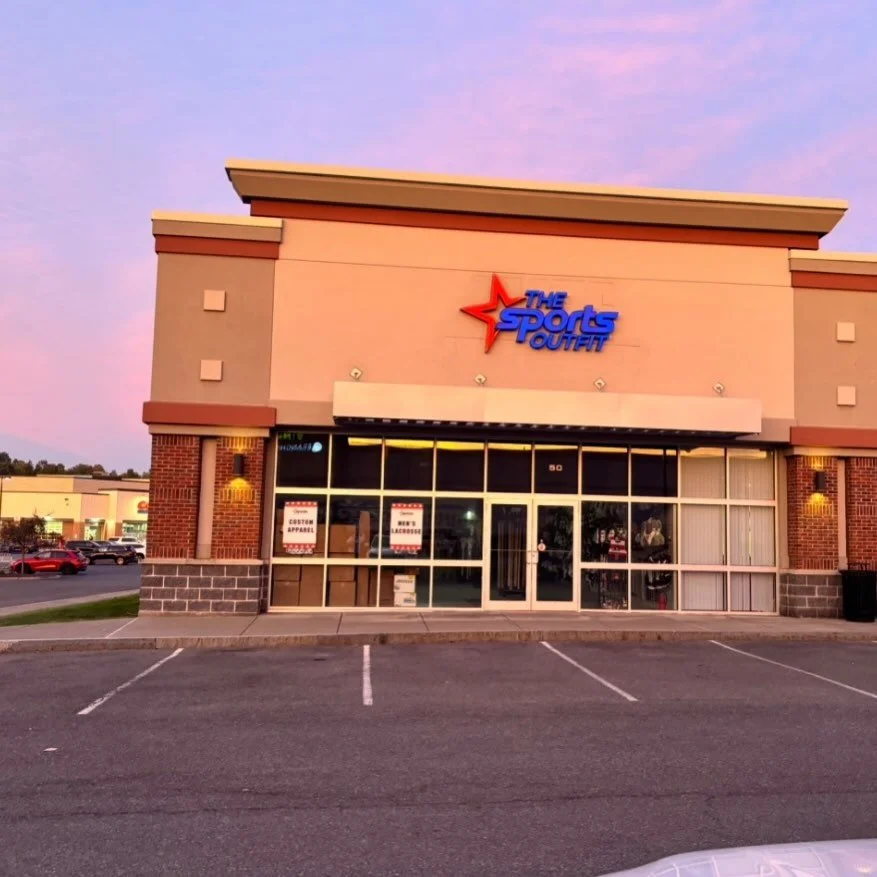 Stop in for all your lacrosse needs 🥍
Custom uniforms, team apparel, webstores, gear, and more.
Get your team Game Ready with Sports Outfit.
📍150 Township Blvd, Camillus, NY 13031