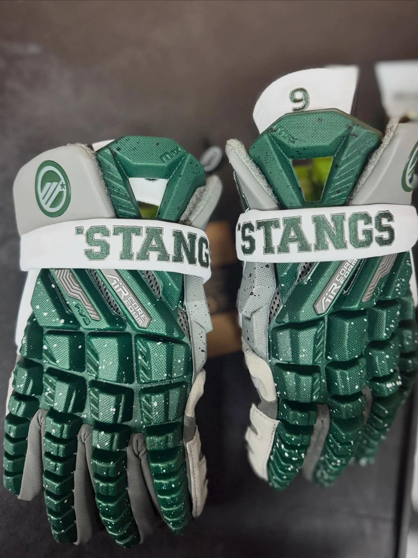 Nothing hits like customs🔥
Marcellus Lacrosse 🥍
Maverik MAX gloves featuring player numbers 
Game-ready from the ground up