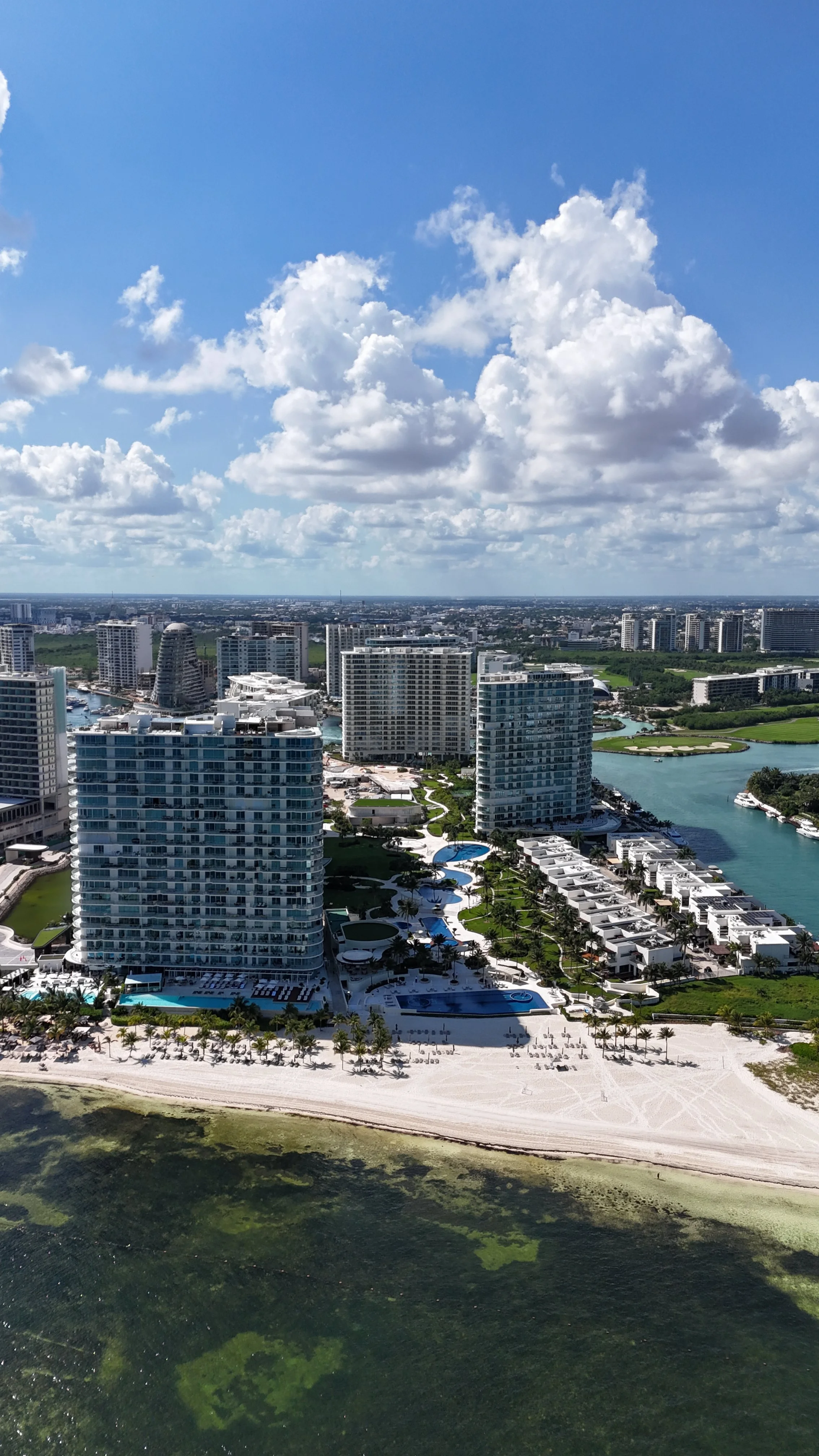 SLS Bahia Beach Puerto Cancun en Venta