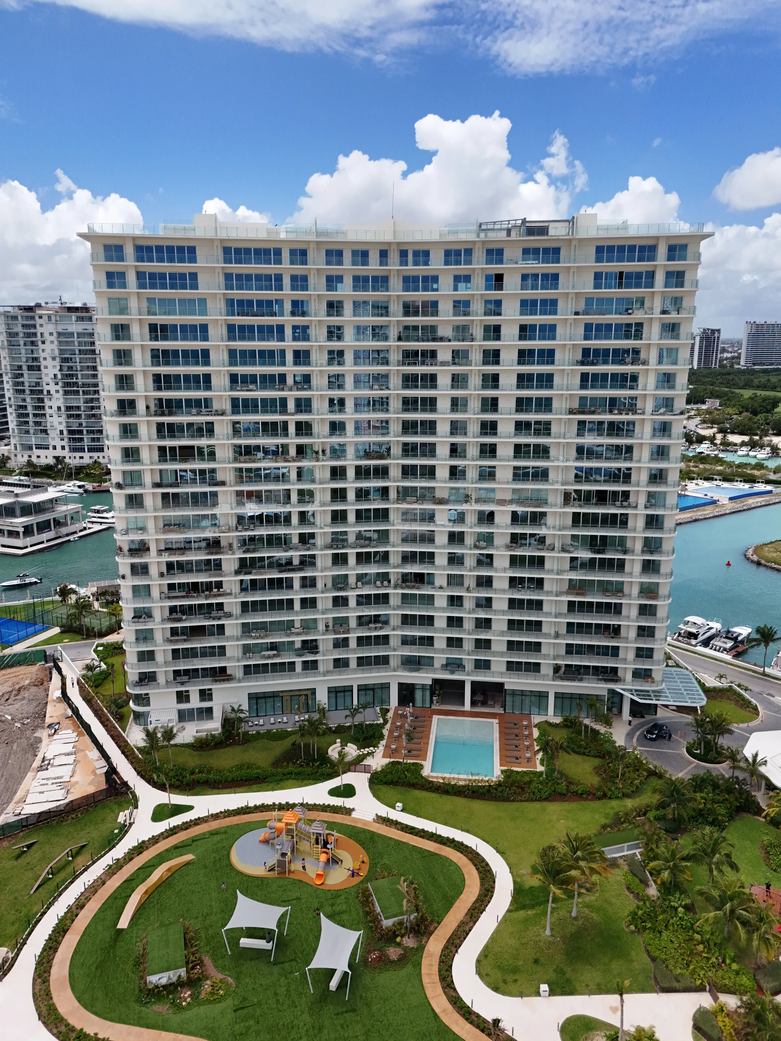 SLS Bahía Beach Residences, Residential New Development for sale, Puerto Cancún, Quintana Roo, México