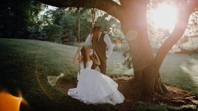 Kristen + Eli・Bannister, Michigan