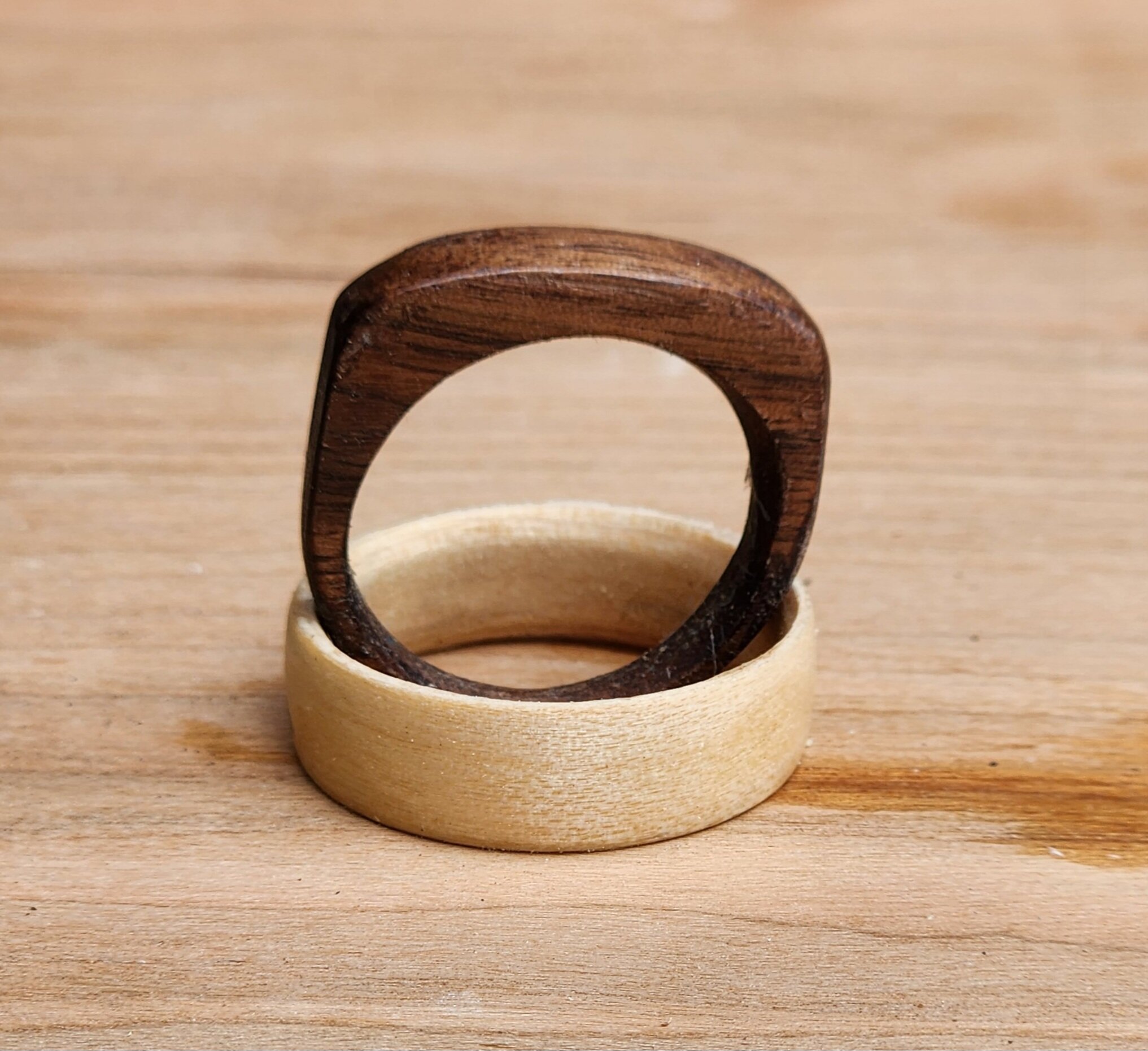 walnut square top ring