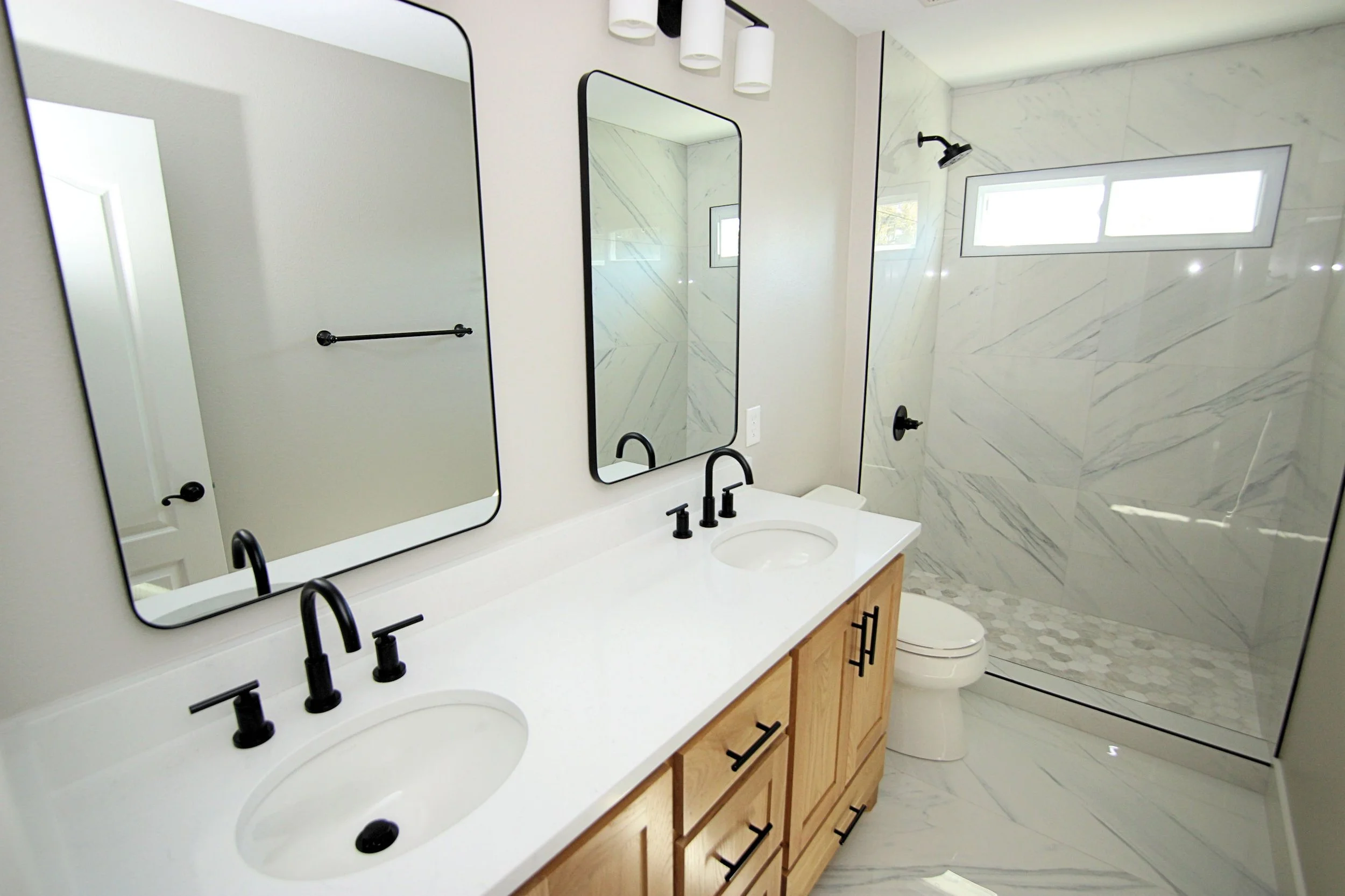 Anna Gray Designs-Interior Designer-Kristin Parr-Bath3a.jpg