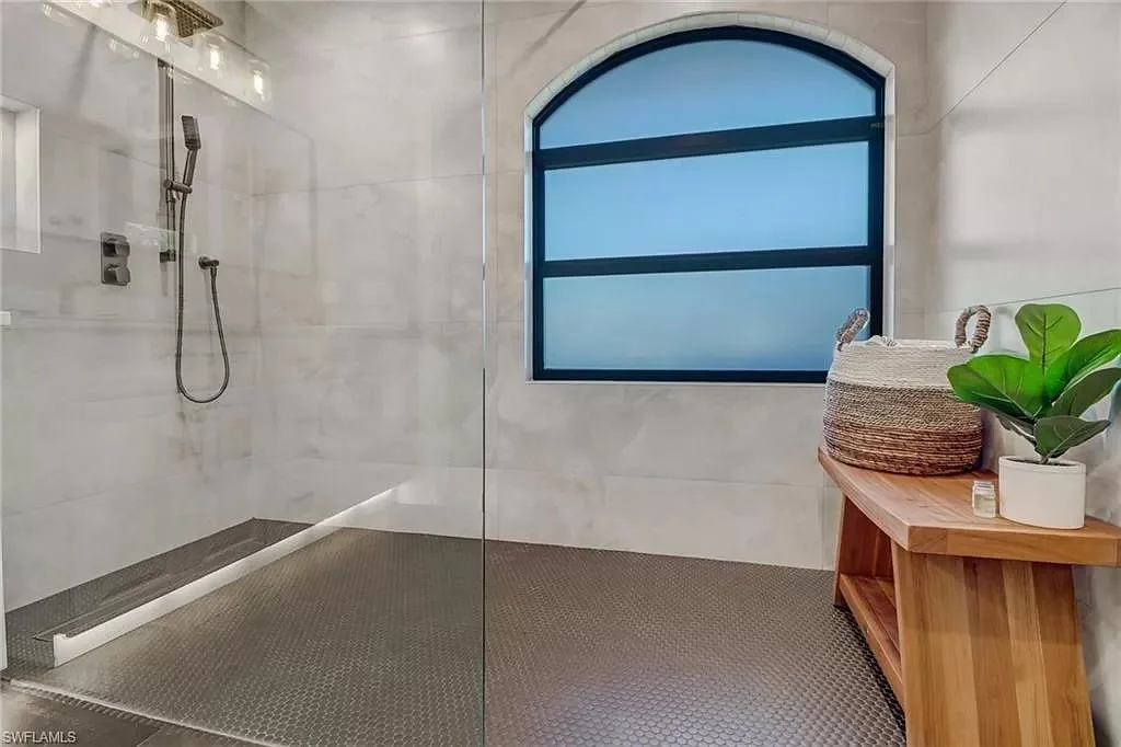 Anna Gray Designs-Interior Designer-Kristin Parr-9d08e9dfe658dfaec40eb44b96a9a8da-uncropped_scaled_within_1536_1152.jpg