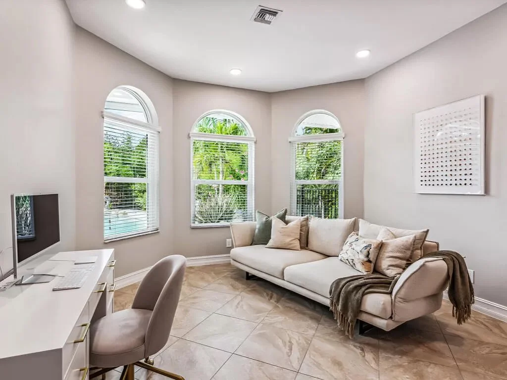 Anna Gray Designs-Interior Designer-Kristin Parr-38f789d70310faccbd15227b3e705316-uncropped_scaled_within_1536_1152.jpg