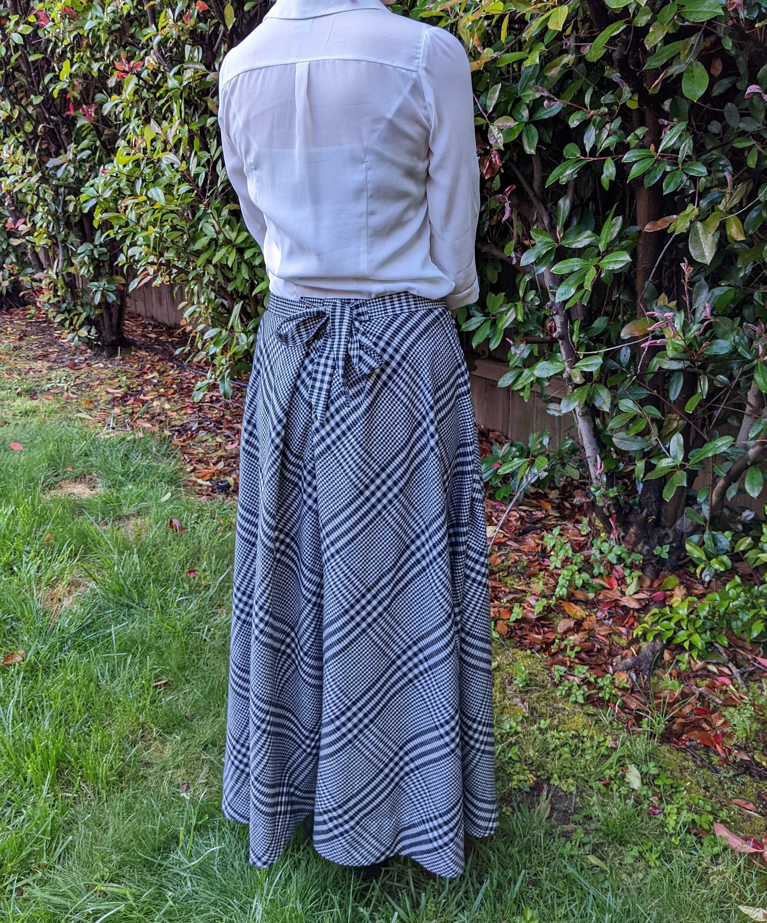 https://i.etsystatic.com/15917682/r/il/e9b3c0/3841738798/il_fullxfull.3841738798_phvo.jpg