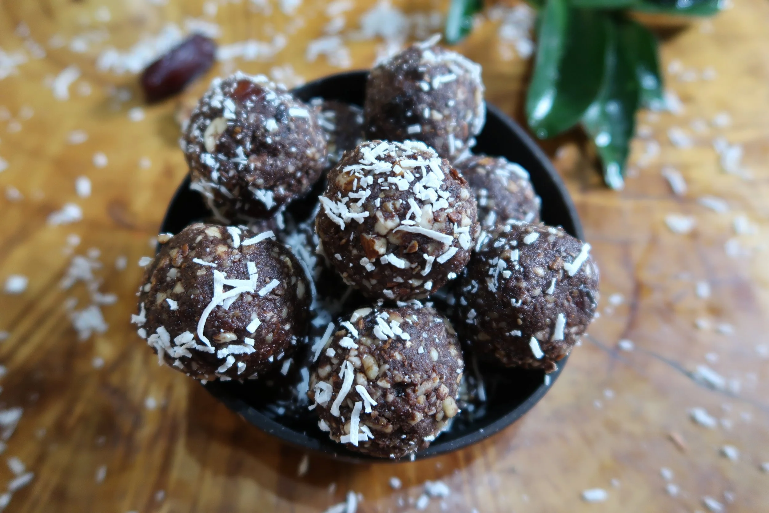 cacao fudge energy balls